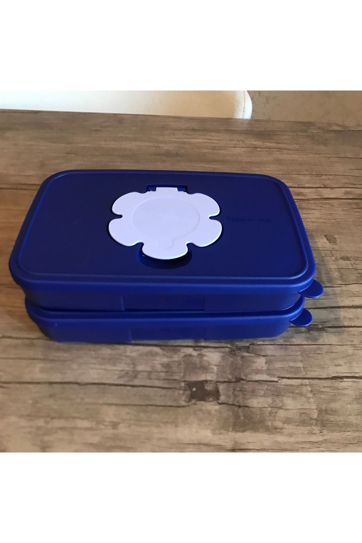 Tupperware Islak Mendil Kutusu