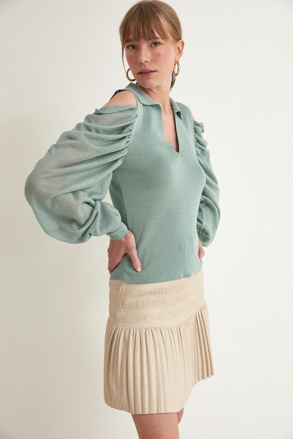 Join Us Kadın Mint Transparan Polo V Yaka Omuzları Açık Triko Bluz