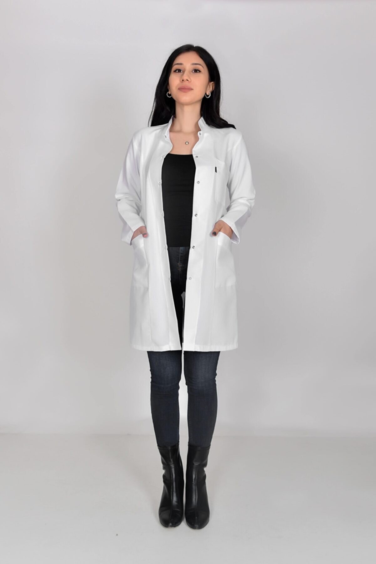 Refah İş Giyim Beyaz Hakim Yaka Uzun Kol Uzun Boy Doktor Öğremen Kadın Çıtçıtlı Dar Kesim Önlük