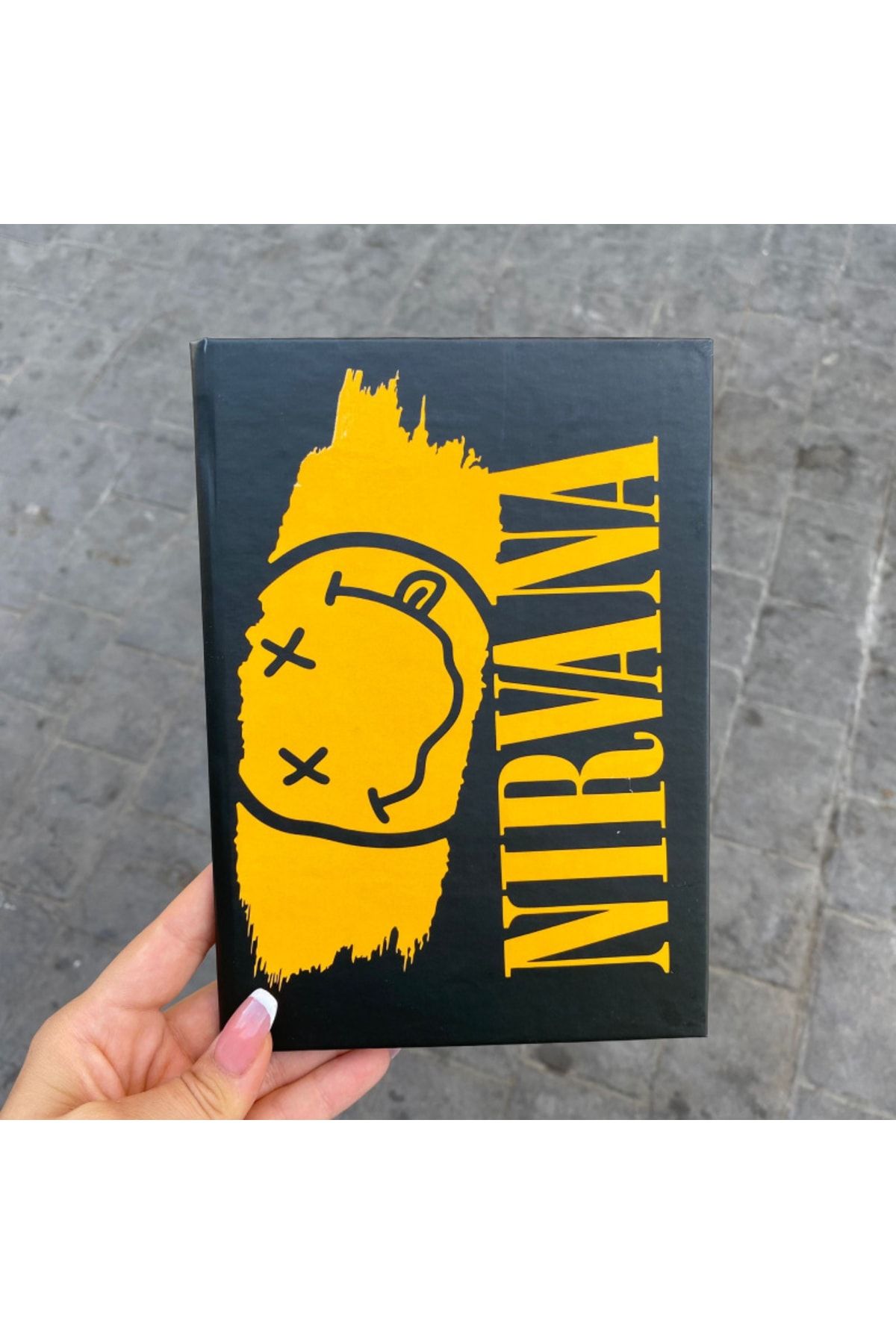 Köstebek Nirvana Logo Defter
