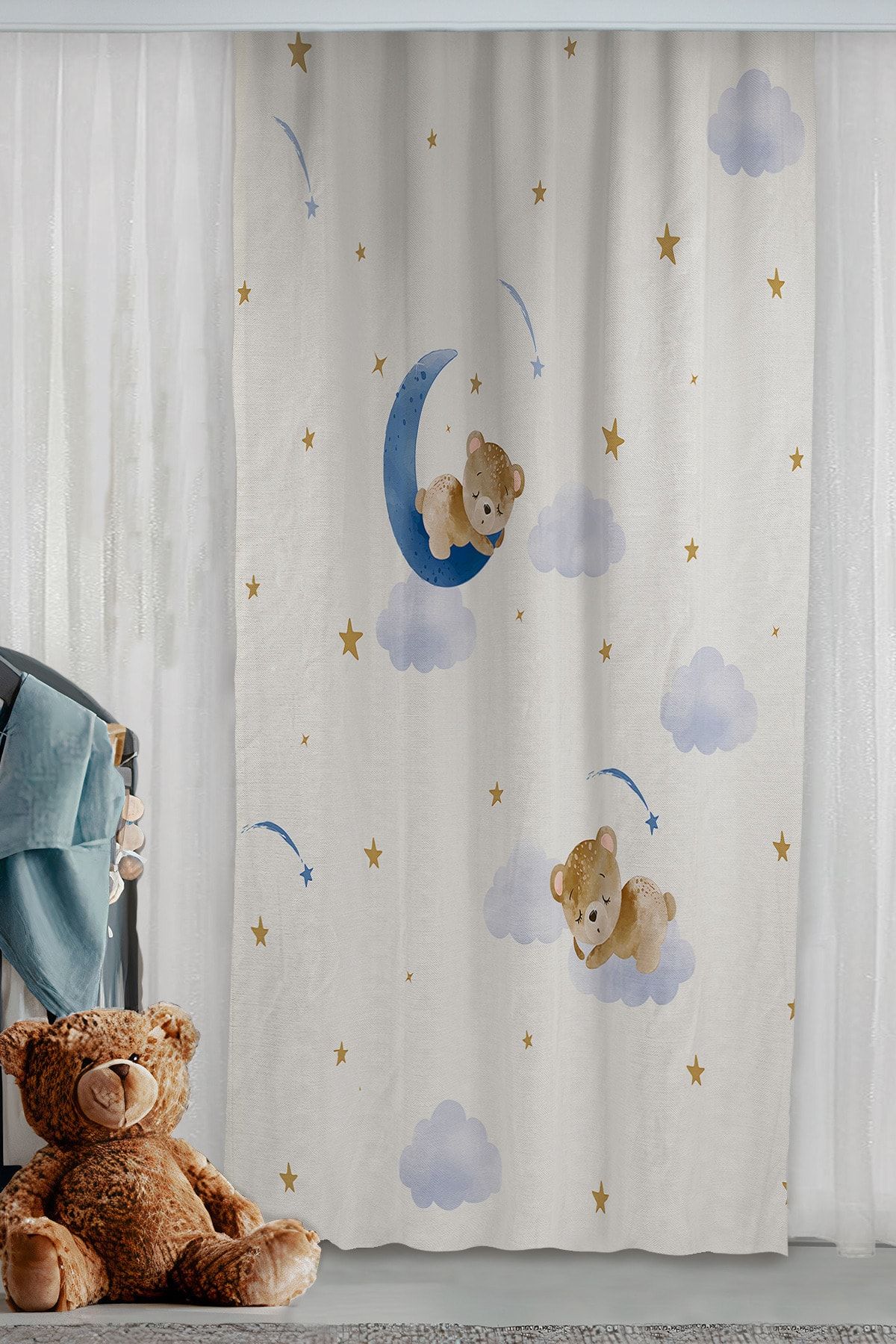 Bebişim Halı Sevimli Uyuyan Ayıcık Ve Yıldızlar Çift Kanatlı Çocuk Odası Fon Perde