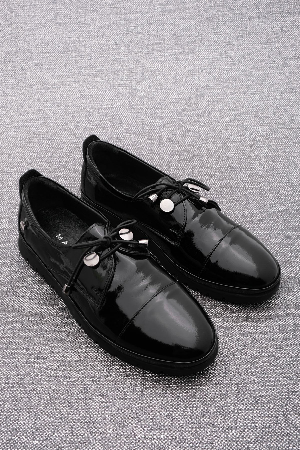Marjin Kadın Hakiki Deri Comfort Günlük Ayakkabı Bağcıklı Demas siyah Rugan