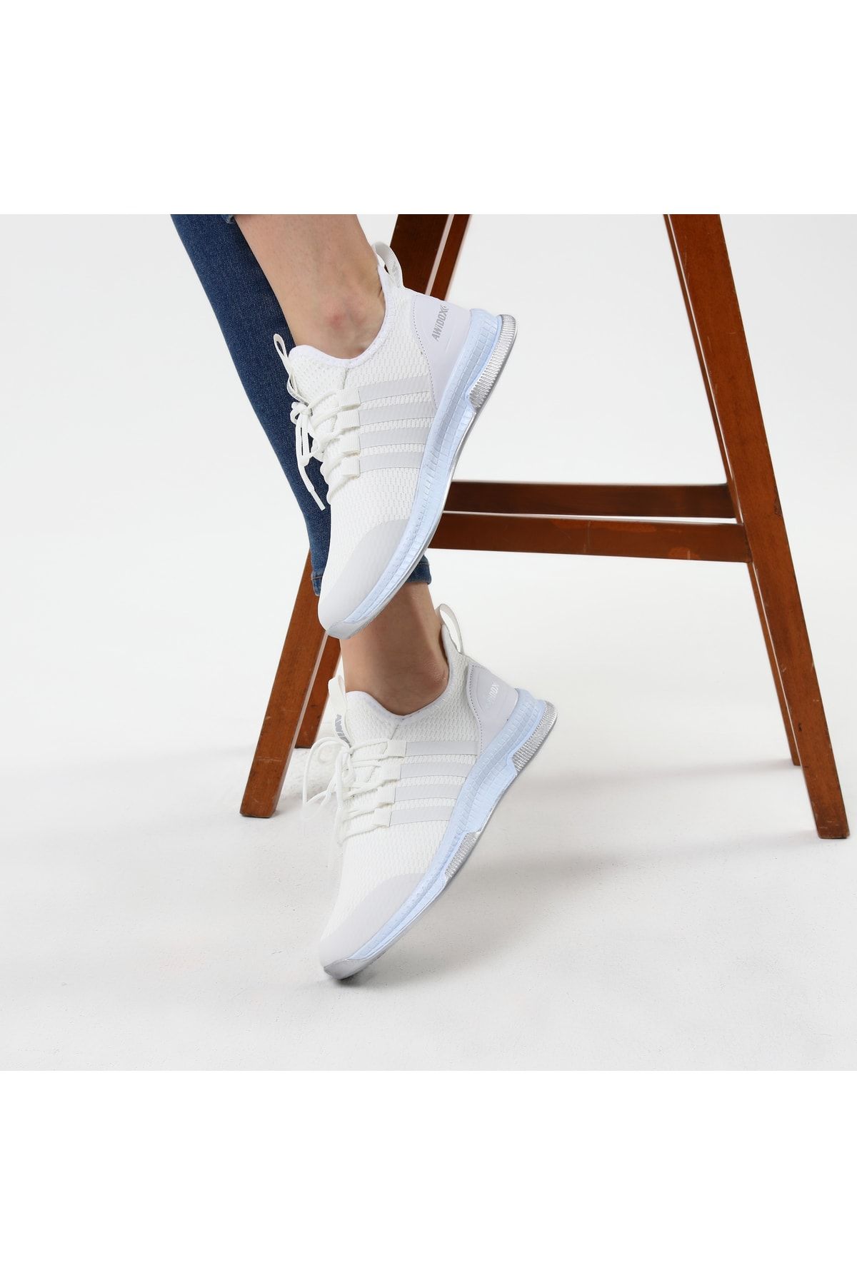 AVA Beyaz Kadın Hafif Günlük Spor Yürüyüş Sneaker Ayakkabı