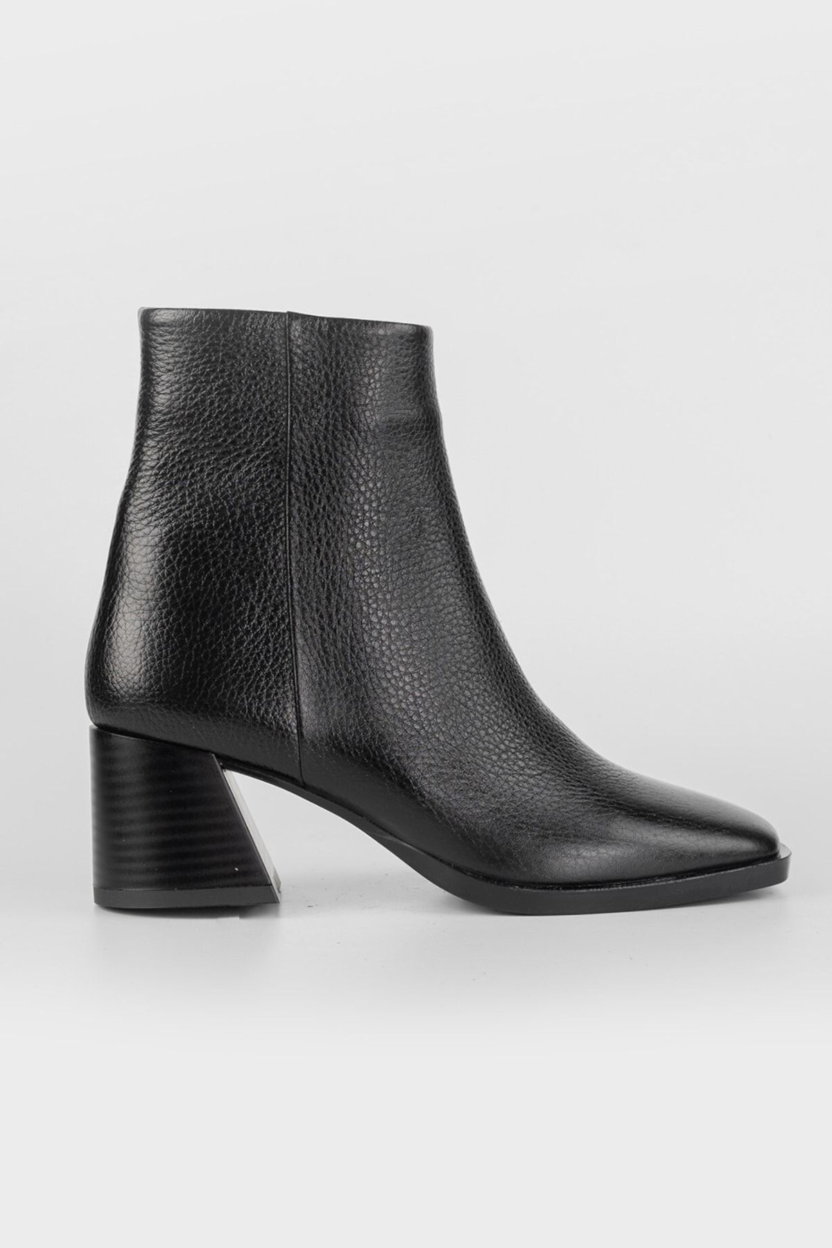 TUNAELLİ Kadın Siyah Hakiki Deri 35-40 Numara Bot & Bootie