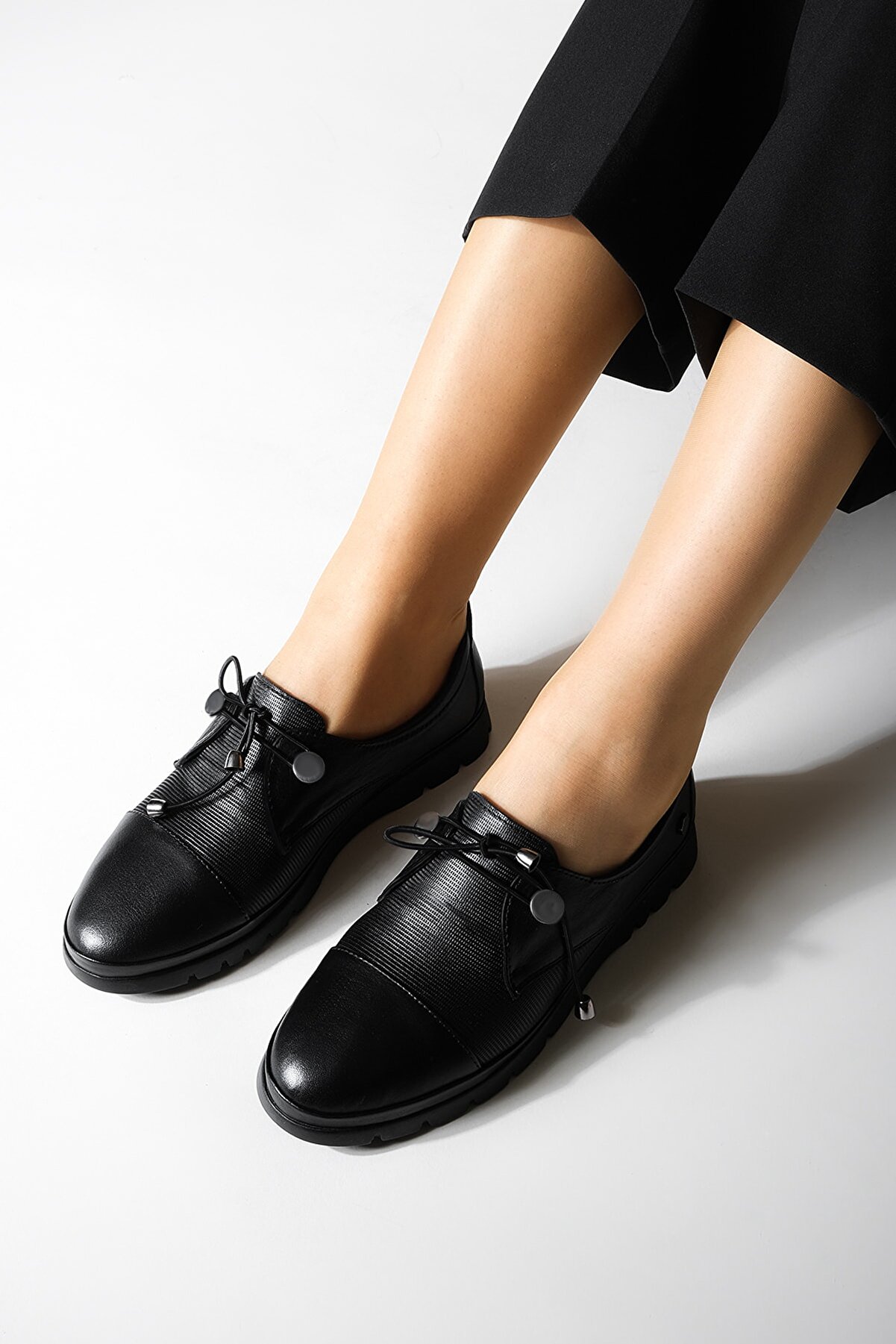 Marjin Kadın Hakiki Deri Comfort Günlük Ayakkabı Bağcıklı Demas Siyah