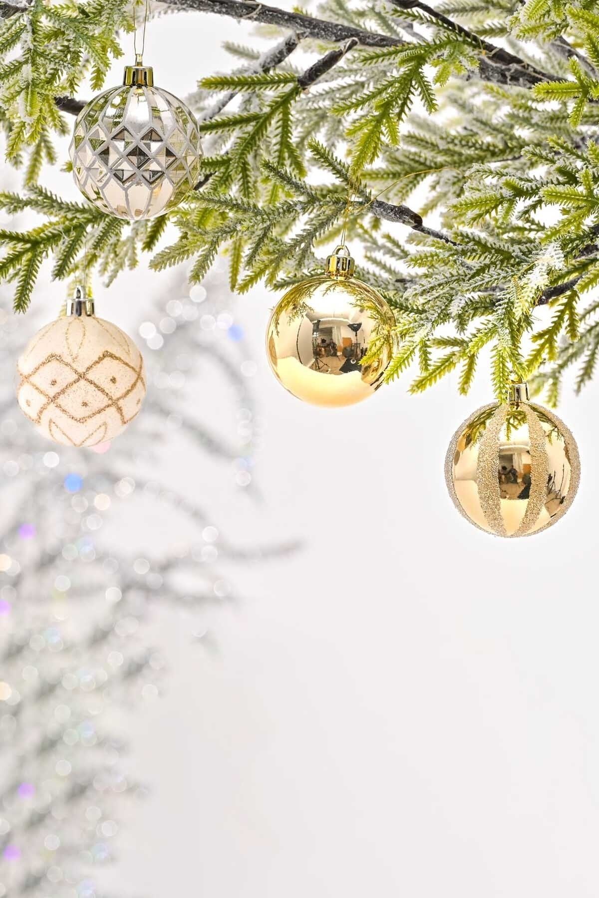 Karaca Home New Year Yeni Yıl Goldy Yıldız Başlıklı 21 Parça Ağaç Süsleme Seti