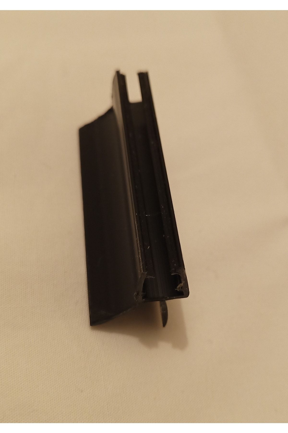 OBERS Siyah Menteşeli Duşakabin Kapı Alt Fitili 100cm. 4-5-6mm