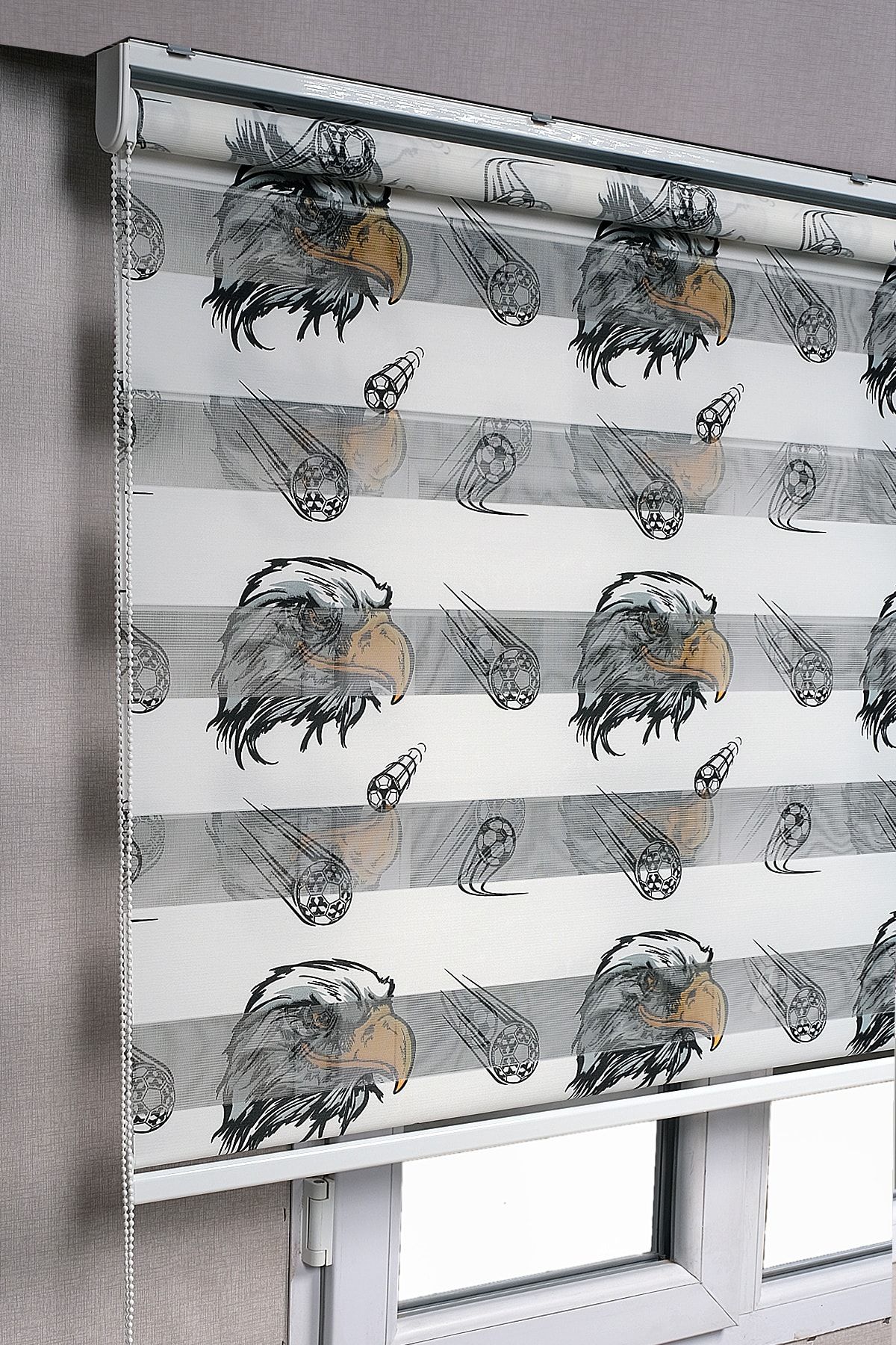 bizdenperde Brillant Beşiktaş Taraftar Kartal Desenli Genç Odası Zebra Stor Güneşlik Perdeler