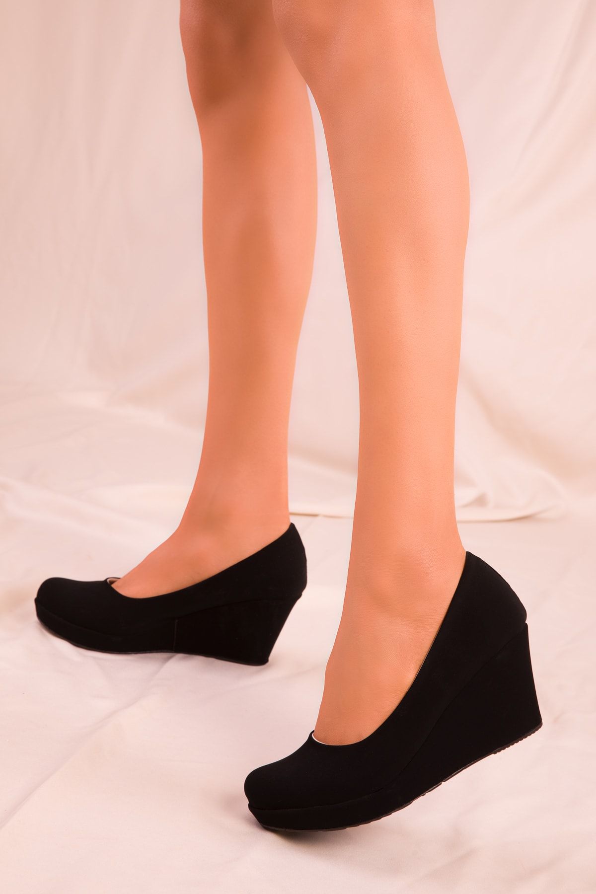 SOHO Siyah Süet Kadın Dolgu Topuklu Ayakkabı 15849