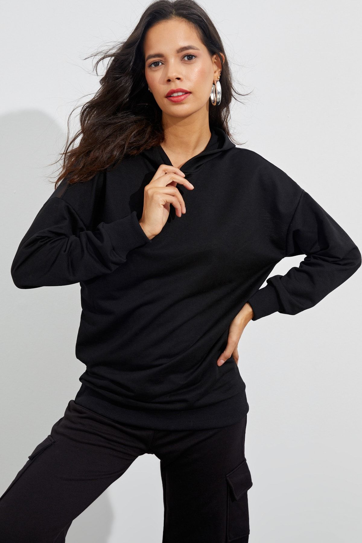 Cool & Sexy Kadın Siyah Sırtı Tül Kapüşonlu Sweatshirt EY1523