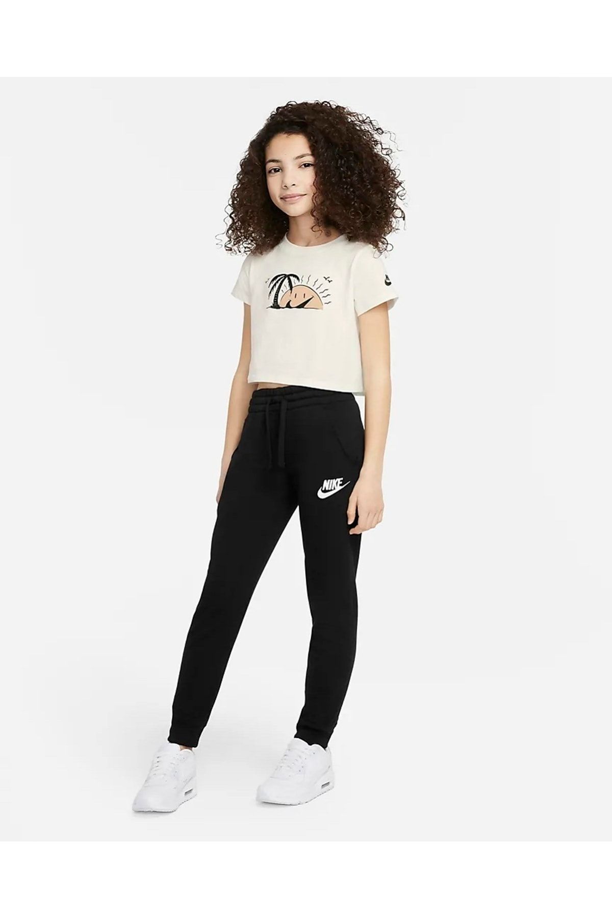 Nike Kız Çocuk T-shirt