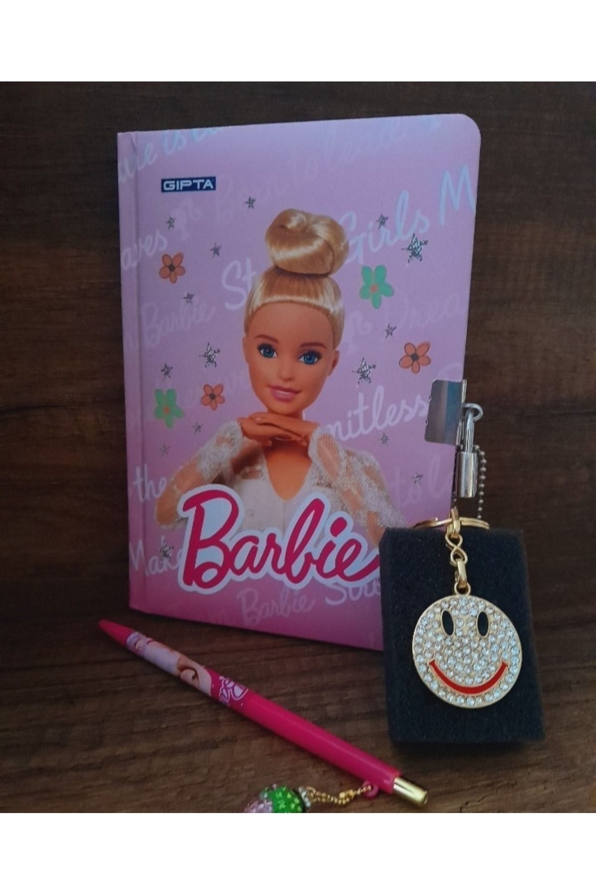 Barbie Lisanslı Hediyelik Kilitli Hatıra Ve Günlük Defteri -unıcorn Tükenme Kalem-taşlı Anahtarlık