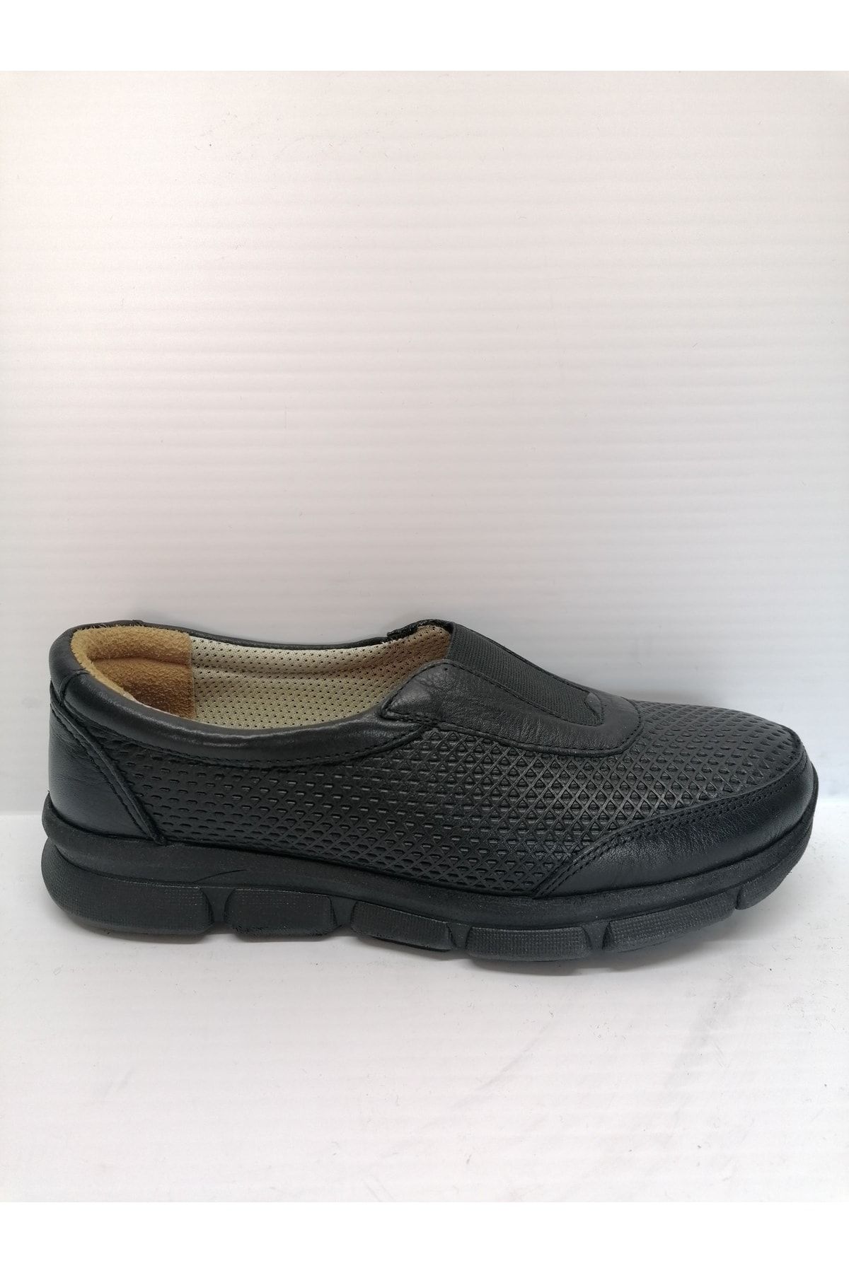 Belox Solmaz 2040 Siyah Renk Hakiki Deri Ortopedik Ayakkabı