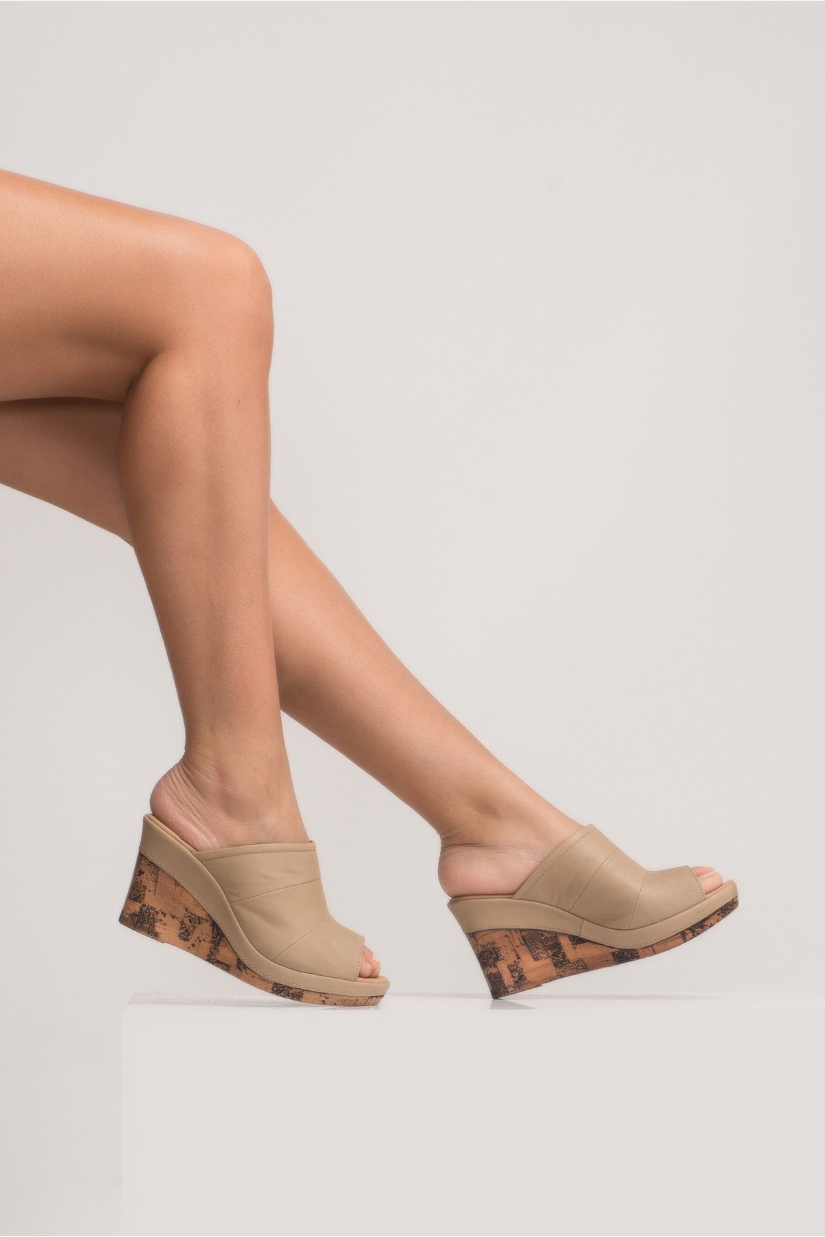 Zeynep Sıradağlı Kadın Dolgu Topuk Sandalet