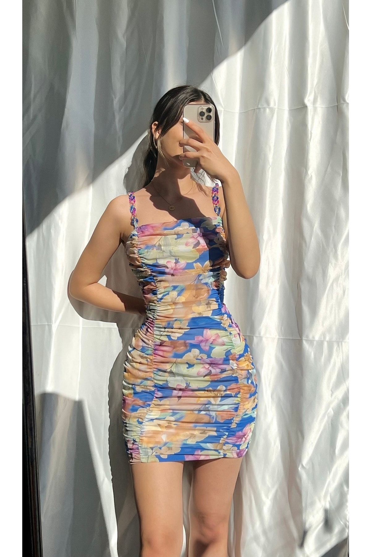 elbisem butik Zincir Detay Askılı Büzgülü Mini Elbise