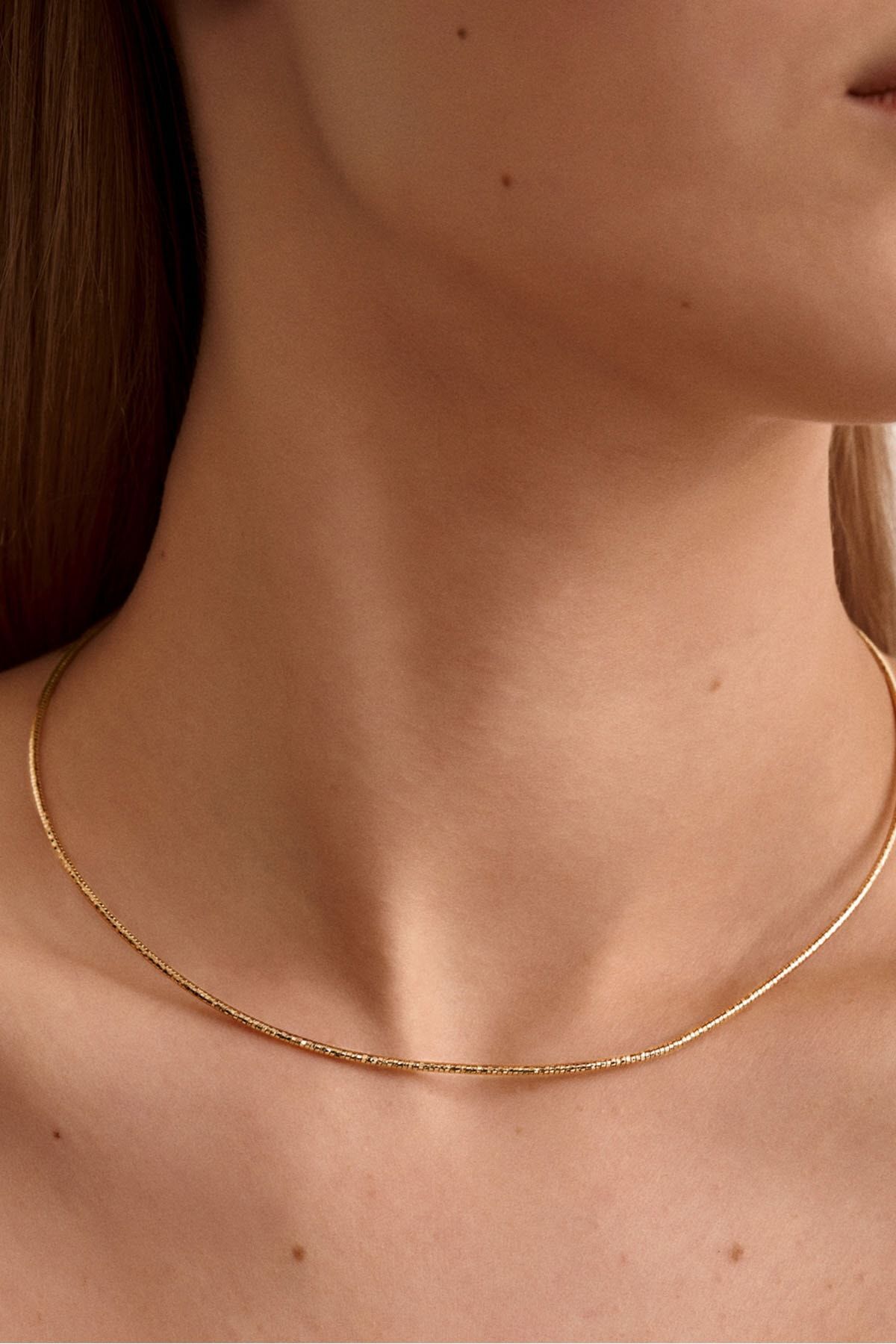 Marie Claire Kadın Ince Zincir Choker Kolye 14 Ayar Altın Kaplama