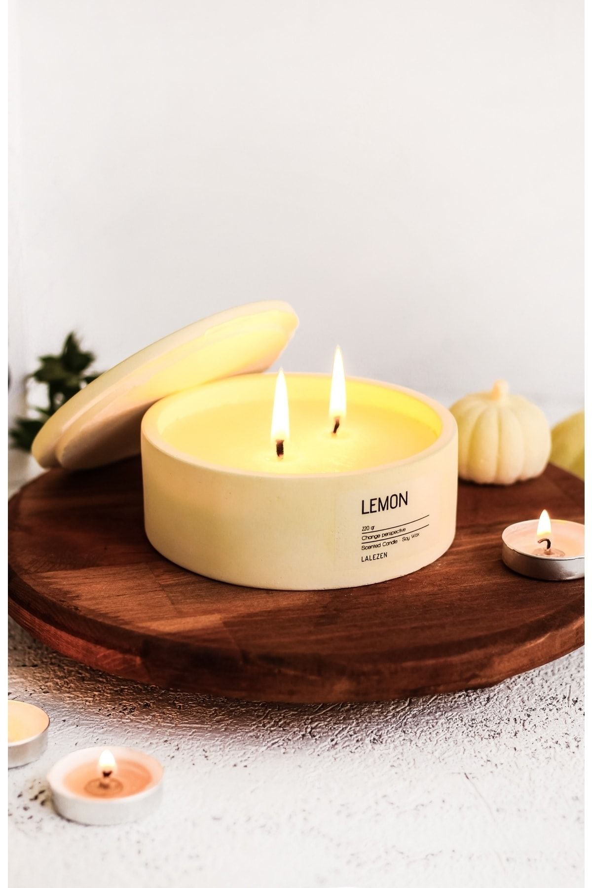 LALEZEN HOME Lemon Kış Çiçeği Kokulu Mum- Lemon Scented Canile