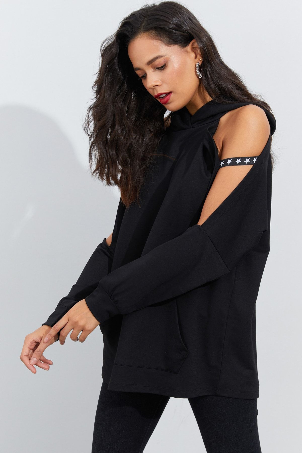 Cool & Sexy Kadın Siyah Kolları Açık Kapüşonlu Sweatshirt Yİ2356