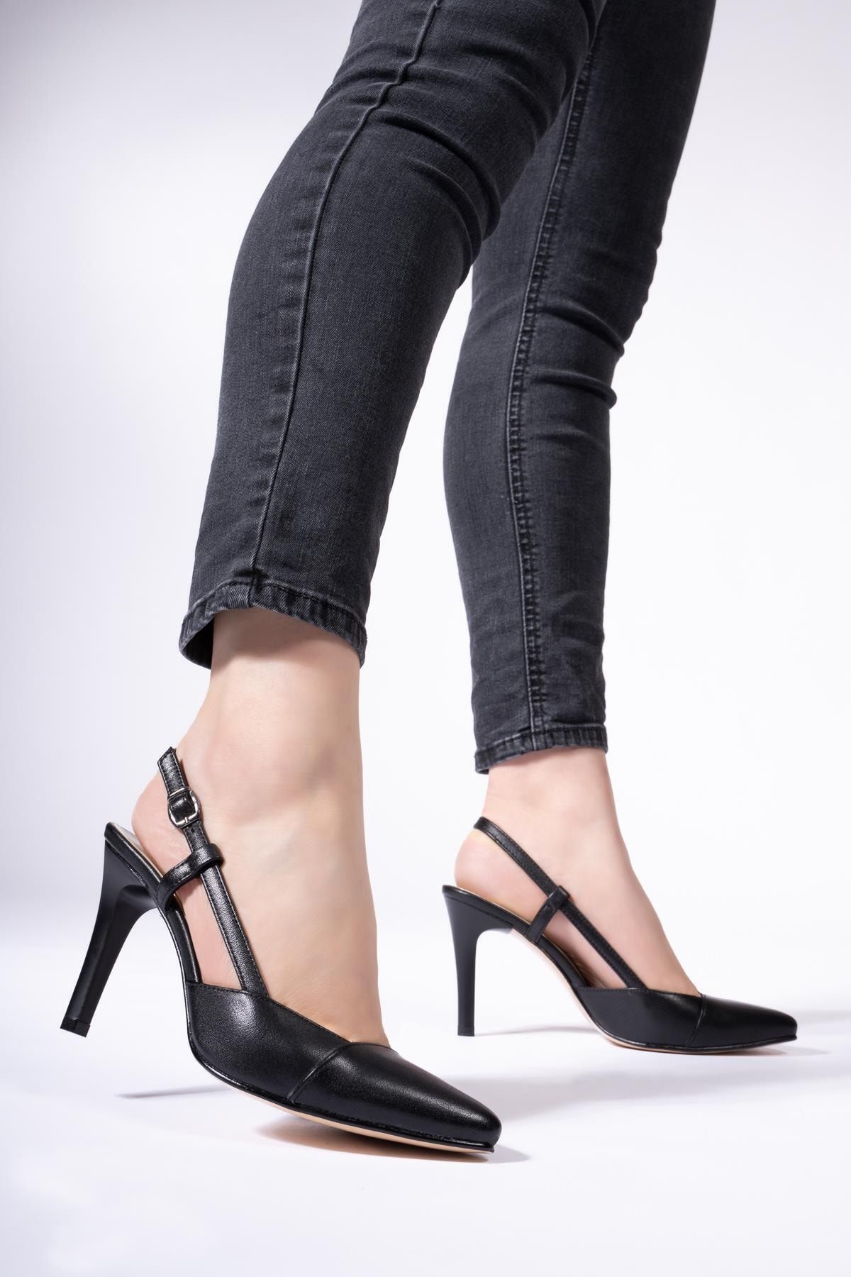CZ London Hakiki Deri Kadın Kemerli Stiletto Arkası Açık Topuklu Ayakkabı