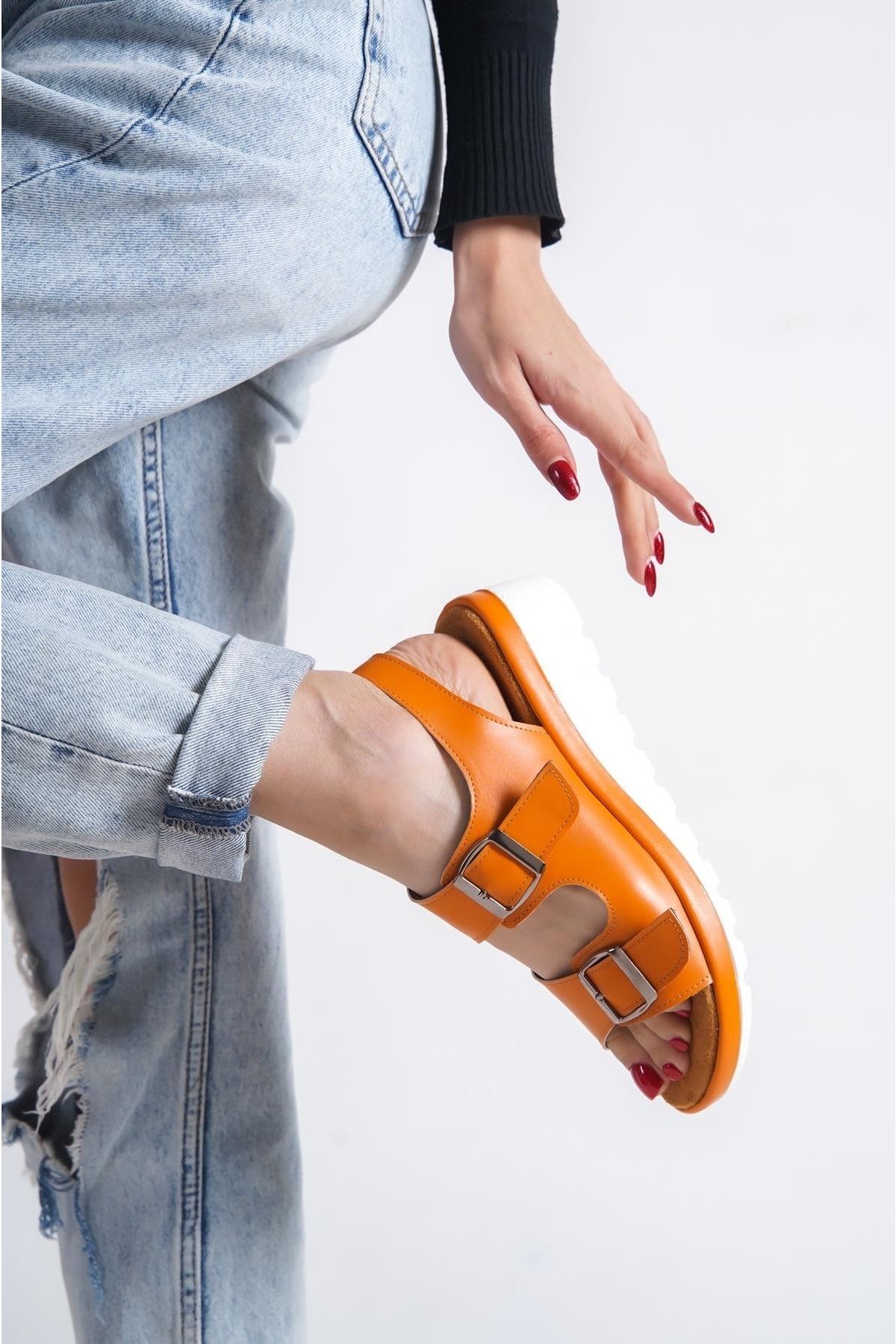 Taran Agnes Çift Tokalı Comfort Sandalet