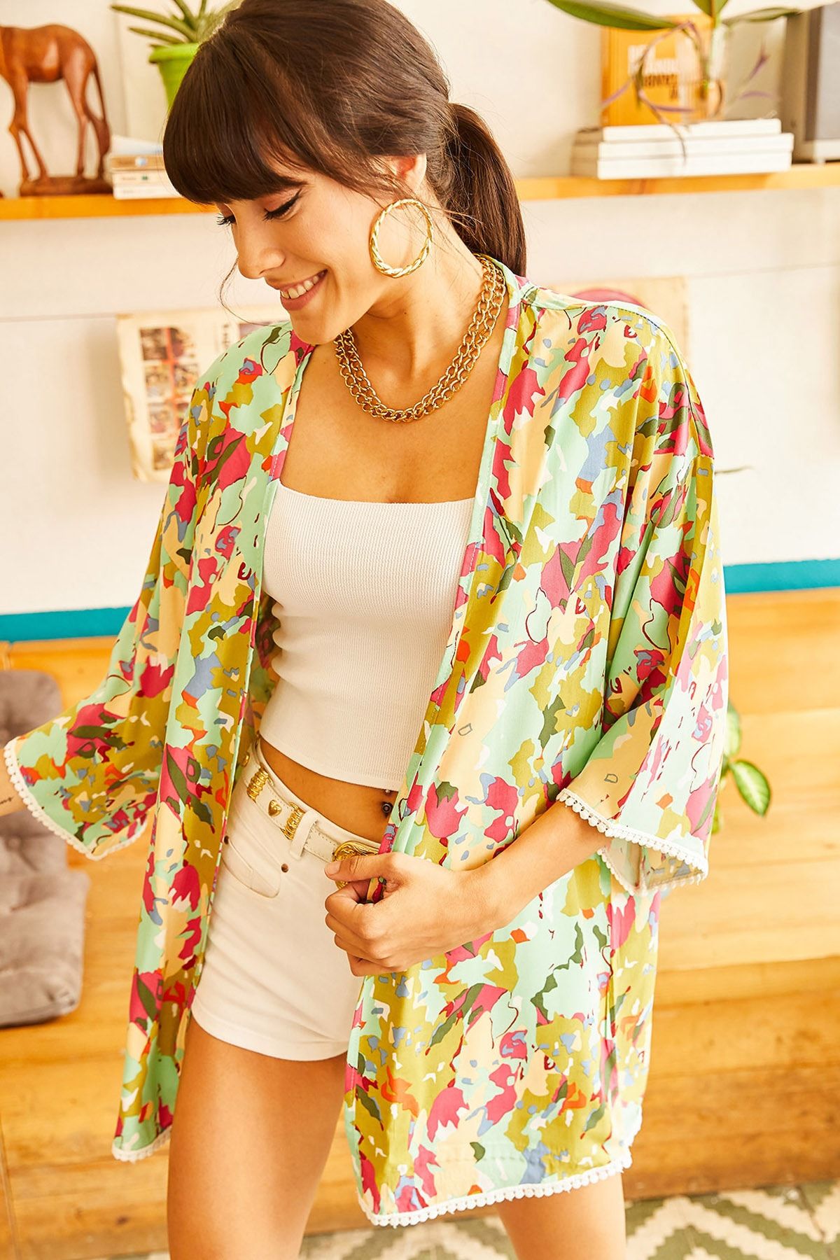 Olalook Kadın Yeşil Renkli Desenli Güpür Detaylı Viskon Kimono KMN-00000026