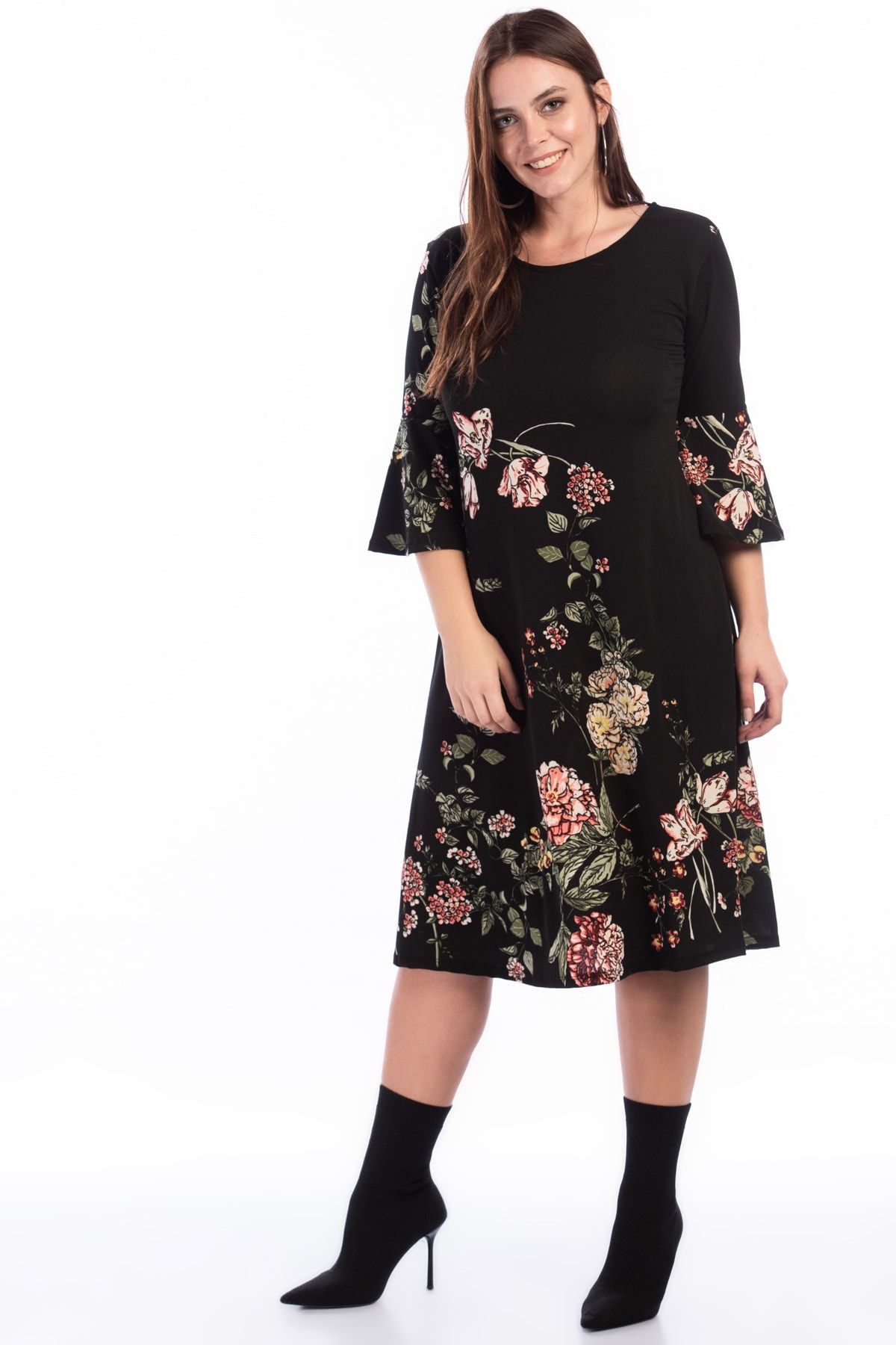 Alesia Kadın Siyah Çiçek Desenli Krep Elbise Btx003.