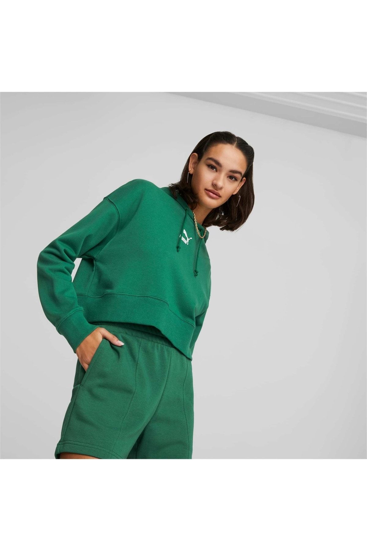 Puma Classics Cropped Yeşil Sweatshirt (538057-37)