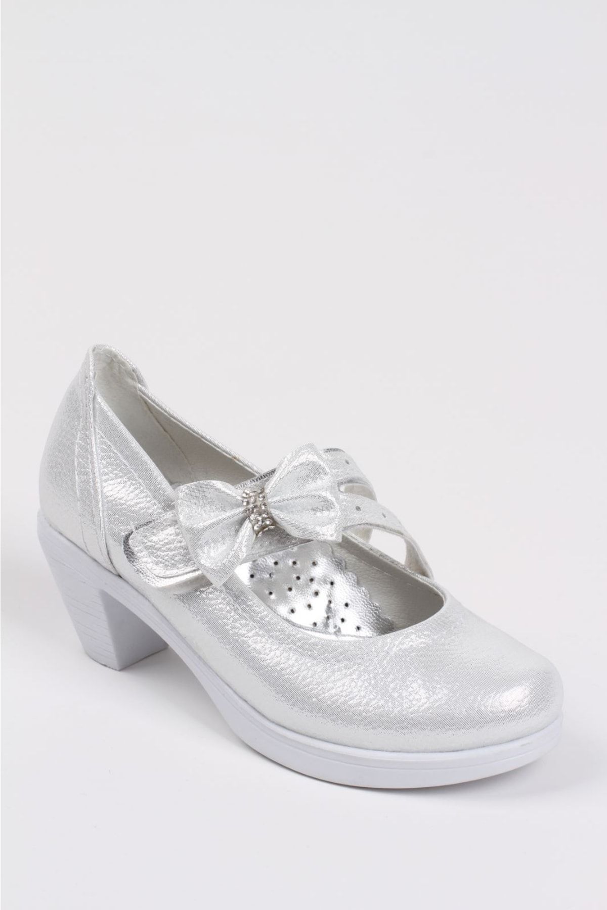 Sare Çocuk Giyim Beyaz Parlak Kız Çocuk Doğum Günü Ayakkabı
