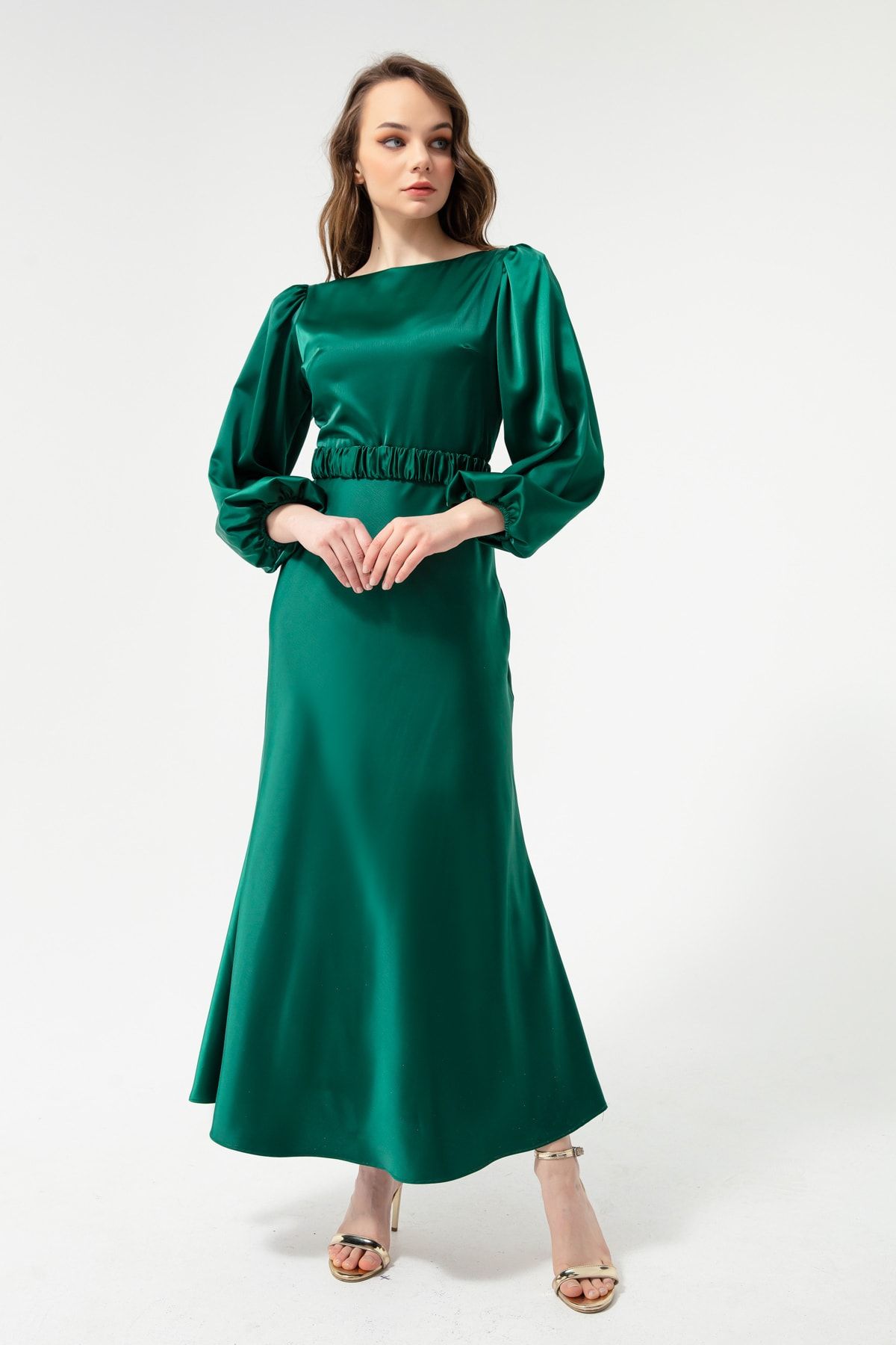 Lafaba Kadın Zümrüt Yeşili Uzun Balon Kollu Nişan Elbisesi