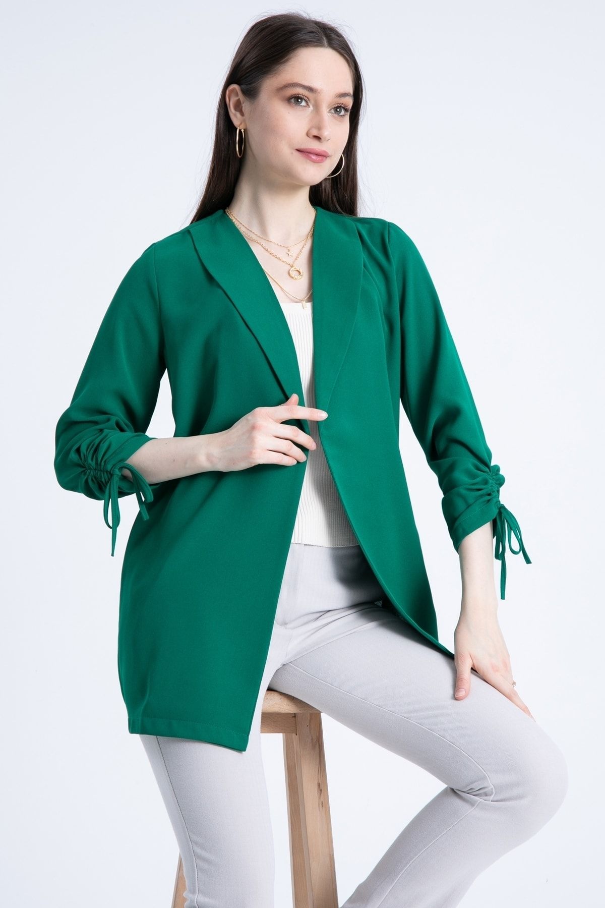 MD trend Kadın Yeşil Kolu Büzgü Detaylı Ceket
