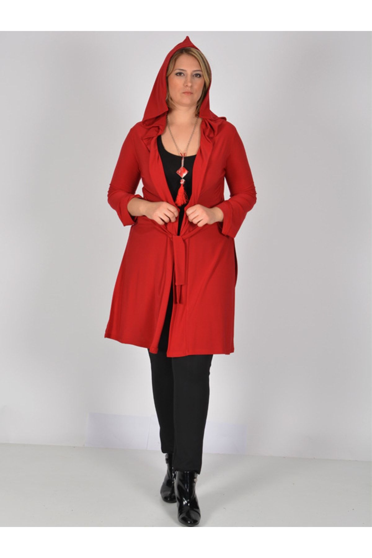 Nidya Moda Kadın Kırmızı Kapüşonlu Kuşaklı Ceket 1016SK