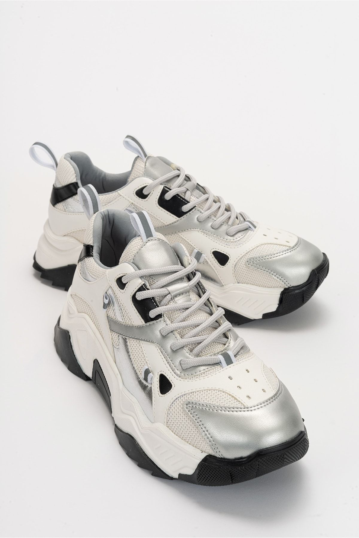 luvishoes Lecce Gümüş-beyaz Kadın Spor Ayakkabı
