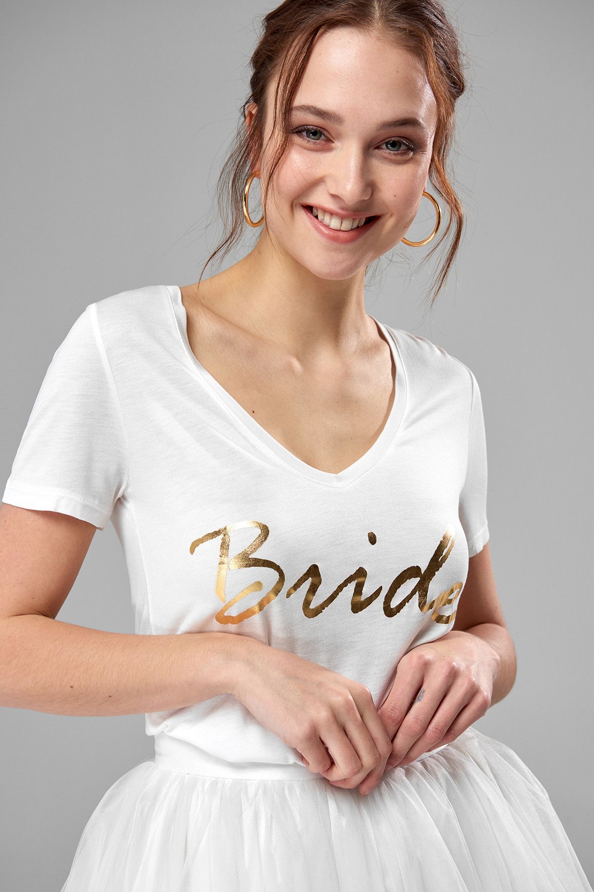 TRENDYOLMİLLA Ekru BRIDE Baskılı T-shirt TPRSS18HH0002