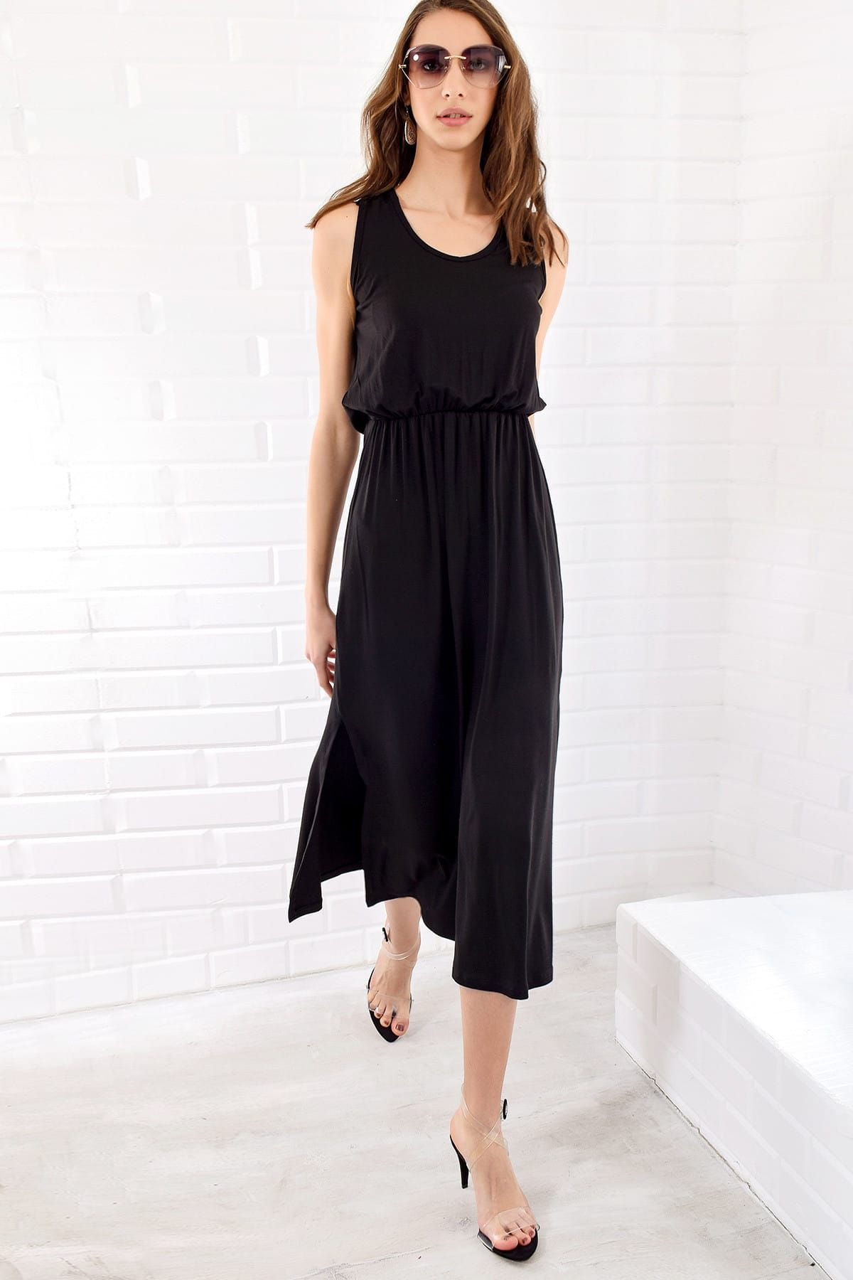 Trend Alaçatı Stili Kadın Siyah Askılı Yırtmaçlı Maxı Boy Elbise ALC-016-119-V