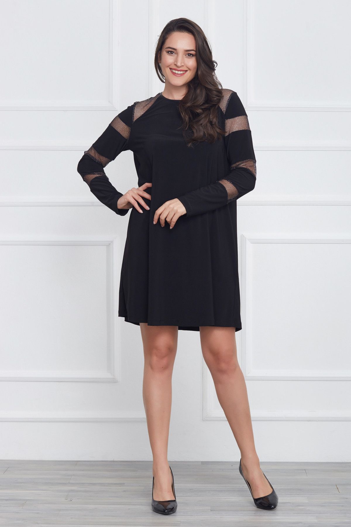 Laranor Kadın Siyah Simli Metalik Detaylı Klasik Kesim Elbise 17LB9039