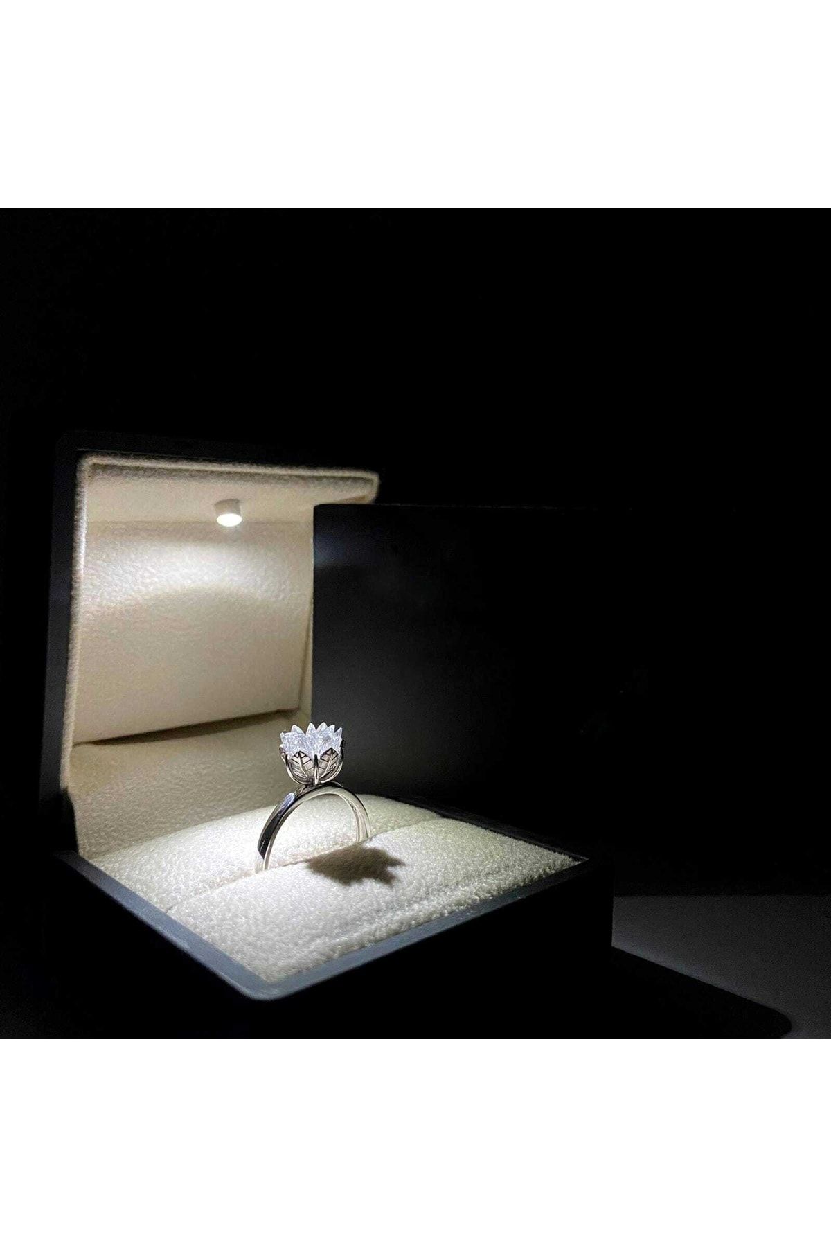 LOTUS JW Lotus Çiçeği Yüzük & Işıklı Yüzük Kutusu - 925 Ayar Gümüş Yüzük