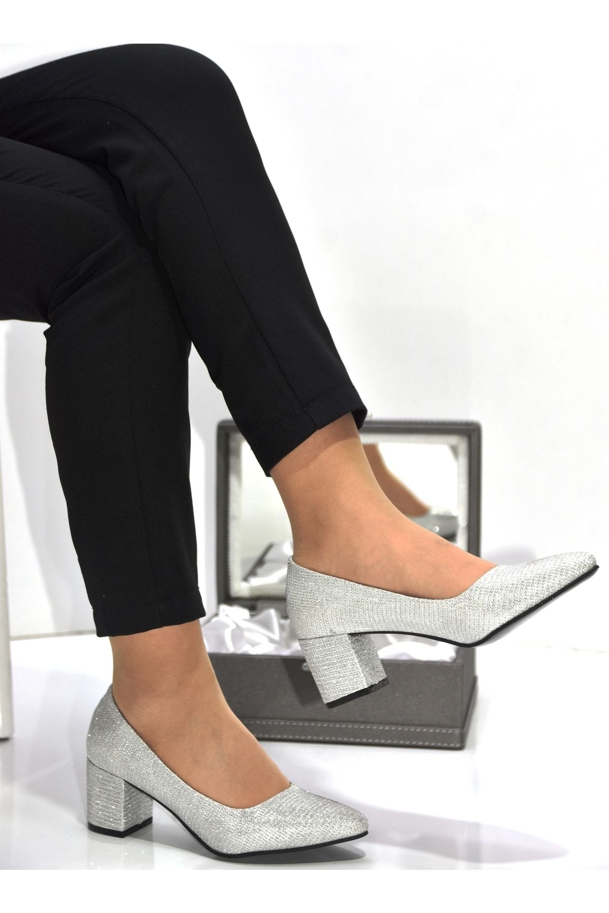 Prego D8871 Topuklu Simli Kadın Ayakkabı Gumüş