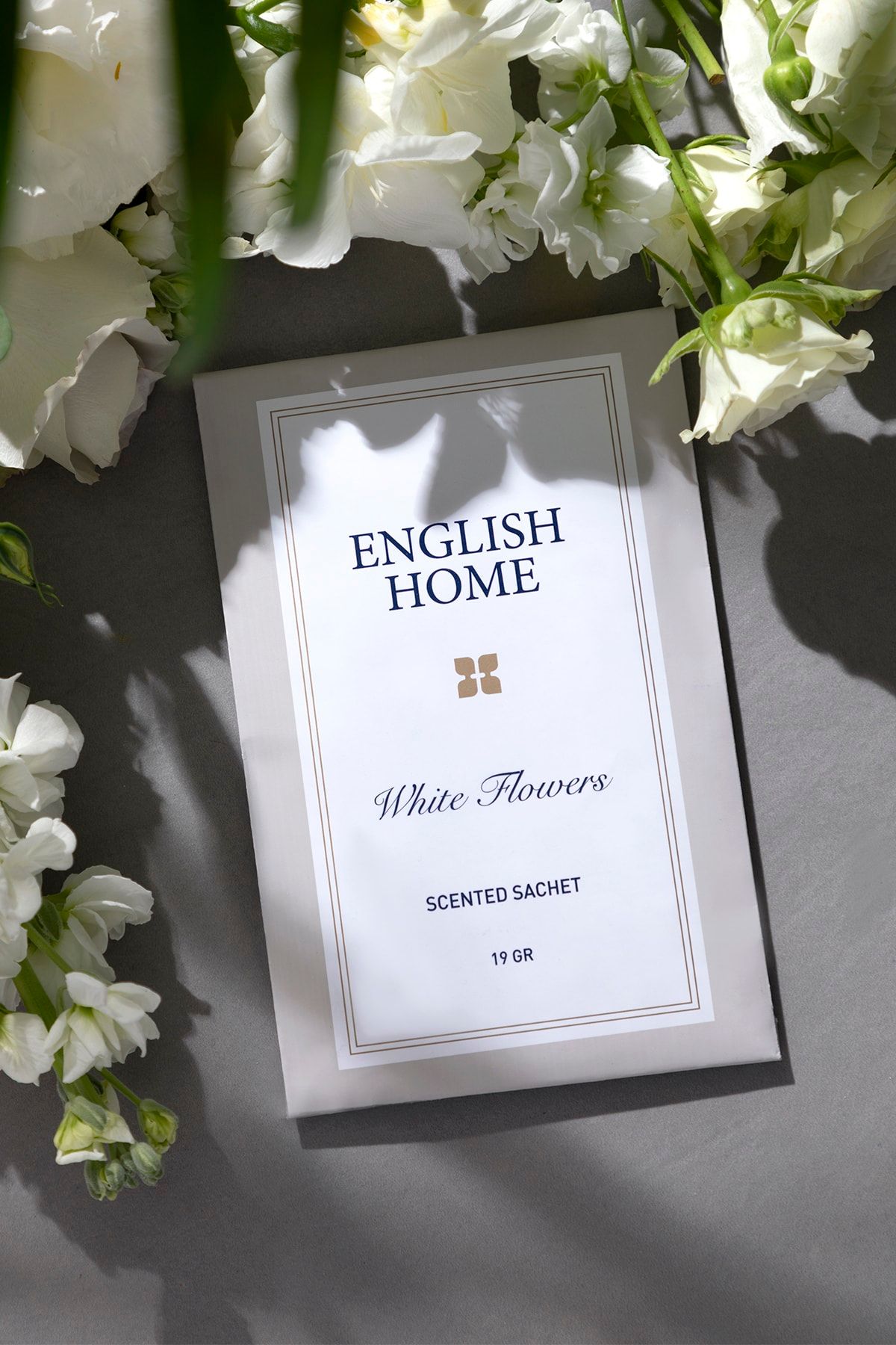 English Home Beyaz Çiçekler Kokulu Kese 19 gr