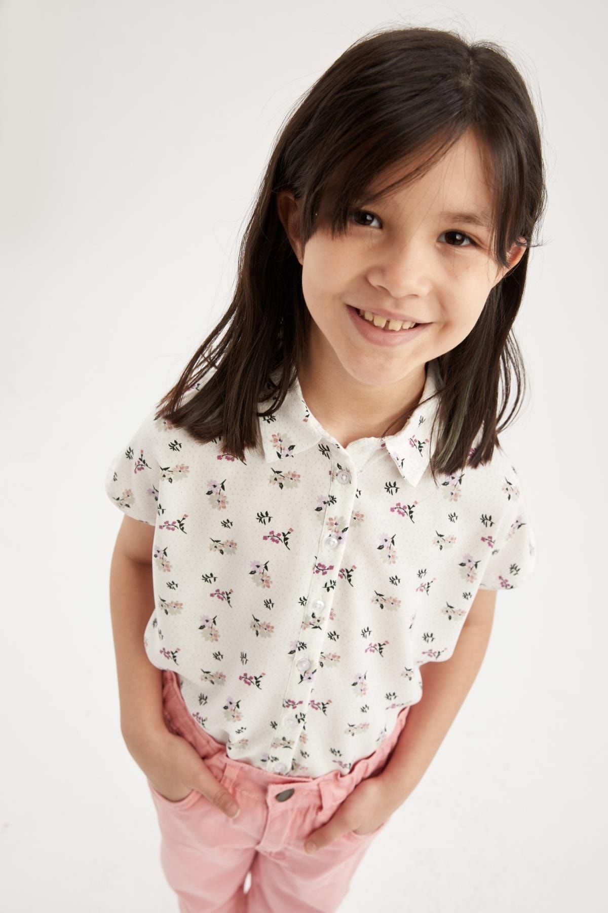 Defacto Kız Çocuk Çiçek Desenli Bağlama Detaylı Kısa Kol Gömlek
