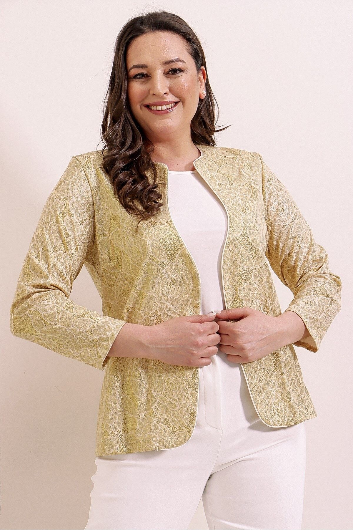 By Saygı Içi Likralı Bluz Çiçek Desenli Simli Ceket Büyük Beden 2'litakım Gold