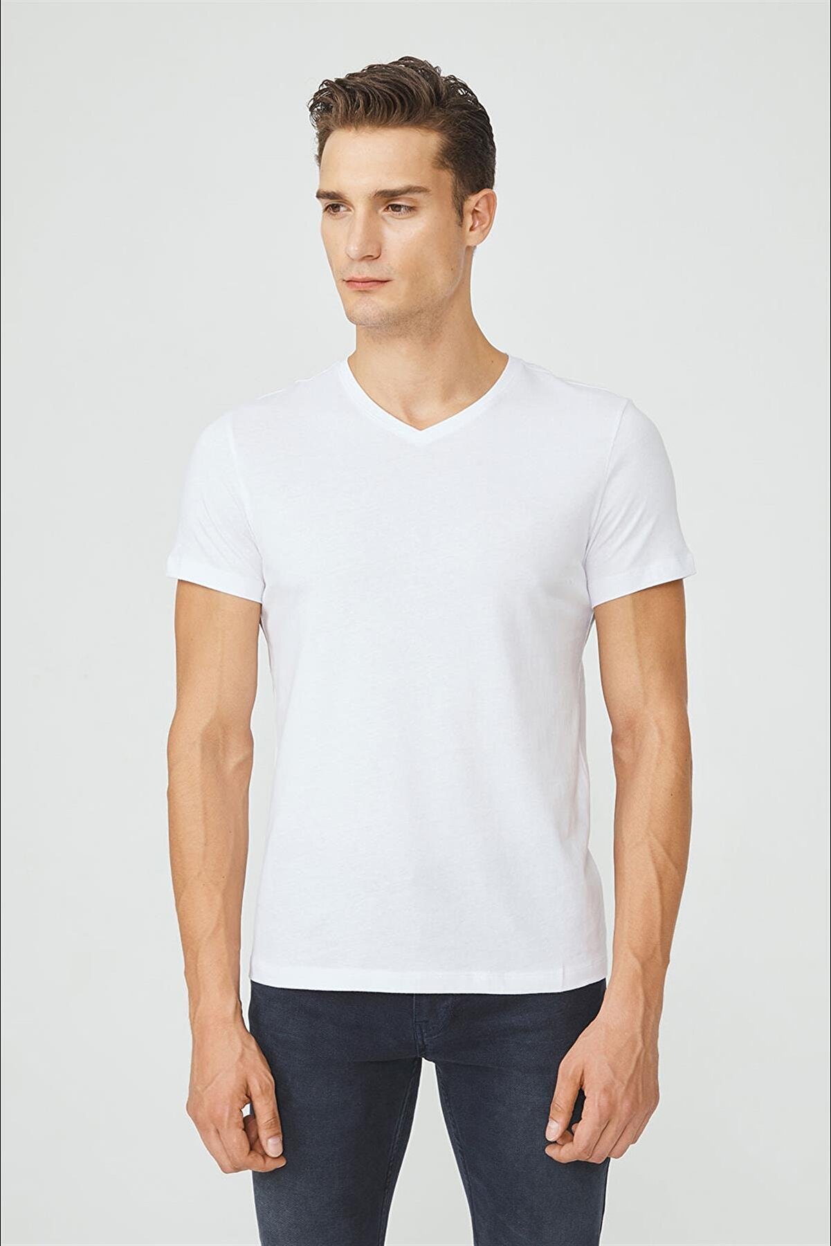 Avva Erkek %100 Pamuk Beyaz V Yaka Düz T-shirt E001001
