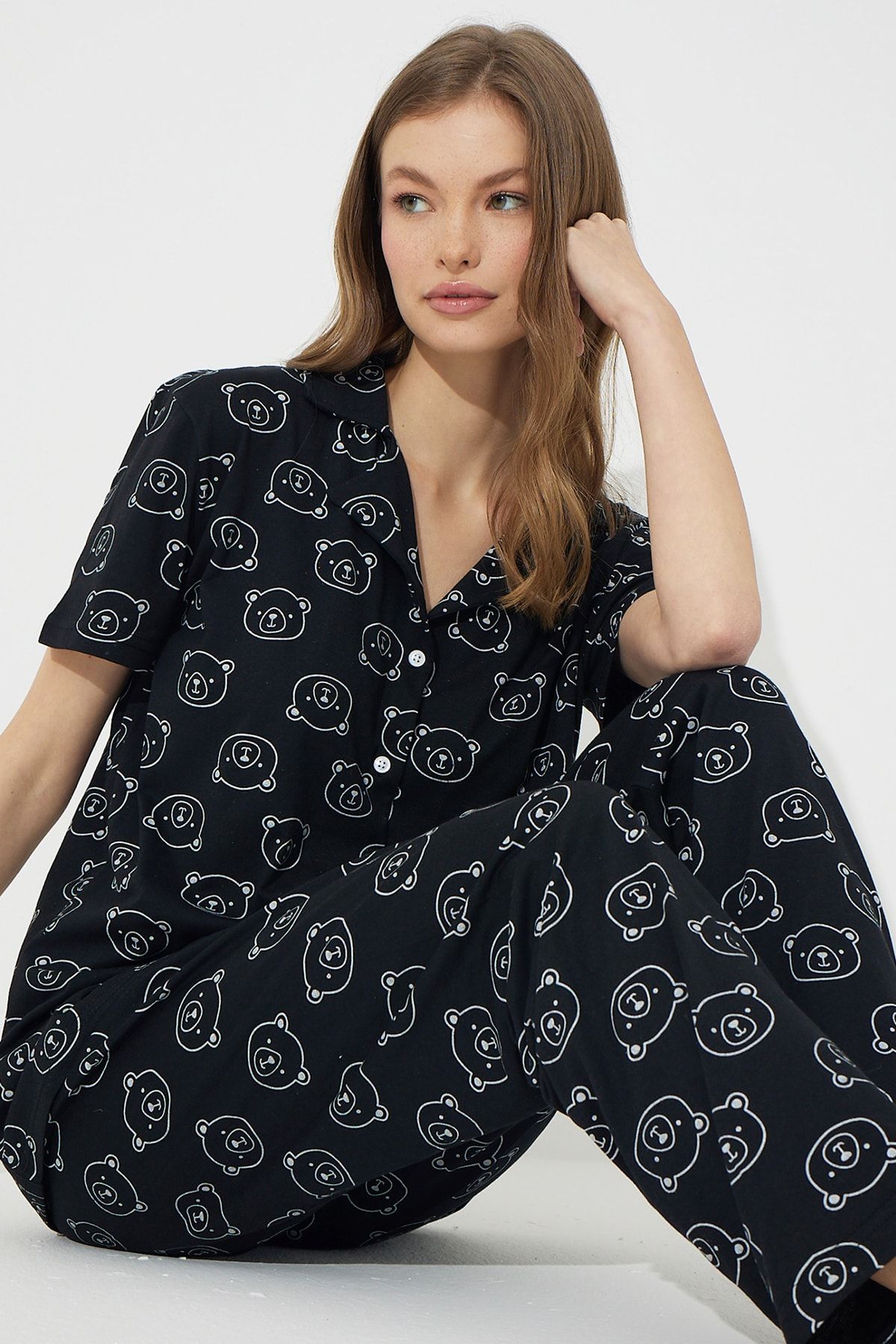 Siyah İnci Siyah Kısa Kollu Pamuklu Düğmeli Pijama Takımı