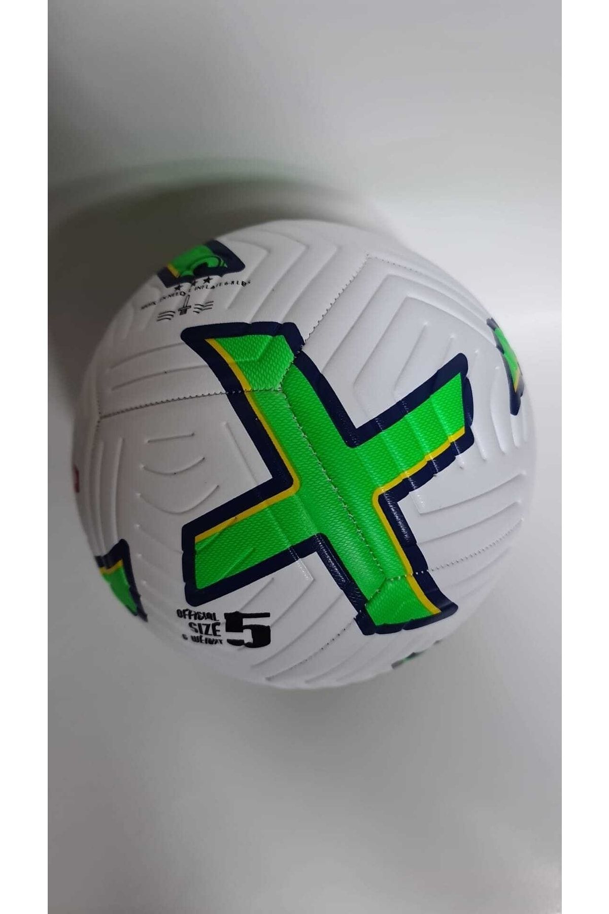 Avessa Bsf-022 4 Astar 400 Gr No:5 Strike Soccer Ball Futbol Maç Topu Orta Sertlikte Tüm Zeminlere Uygun