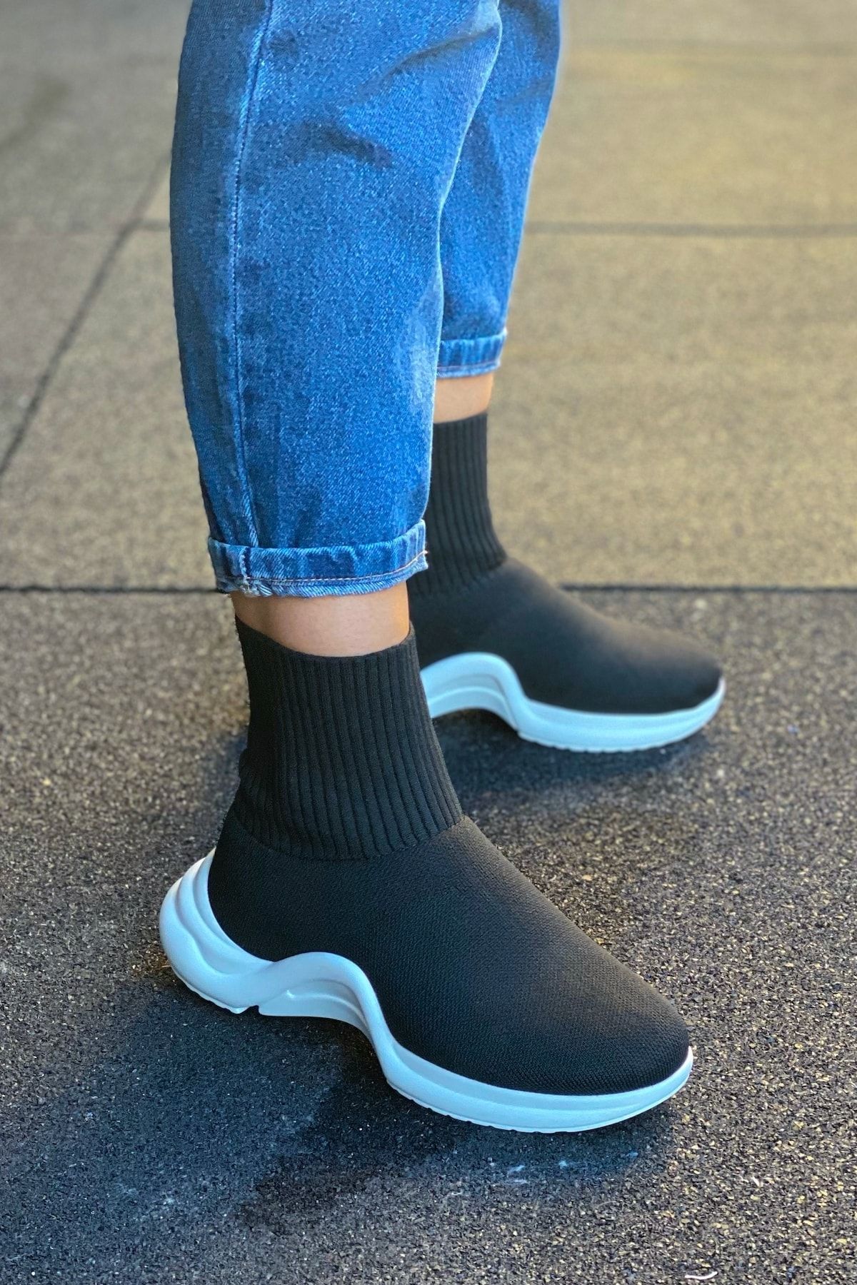 Modayı Tıkla Kadın  Yüksek Taban Çorap Model Siyah Ayakkabı