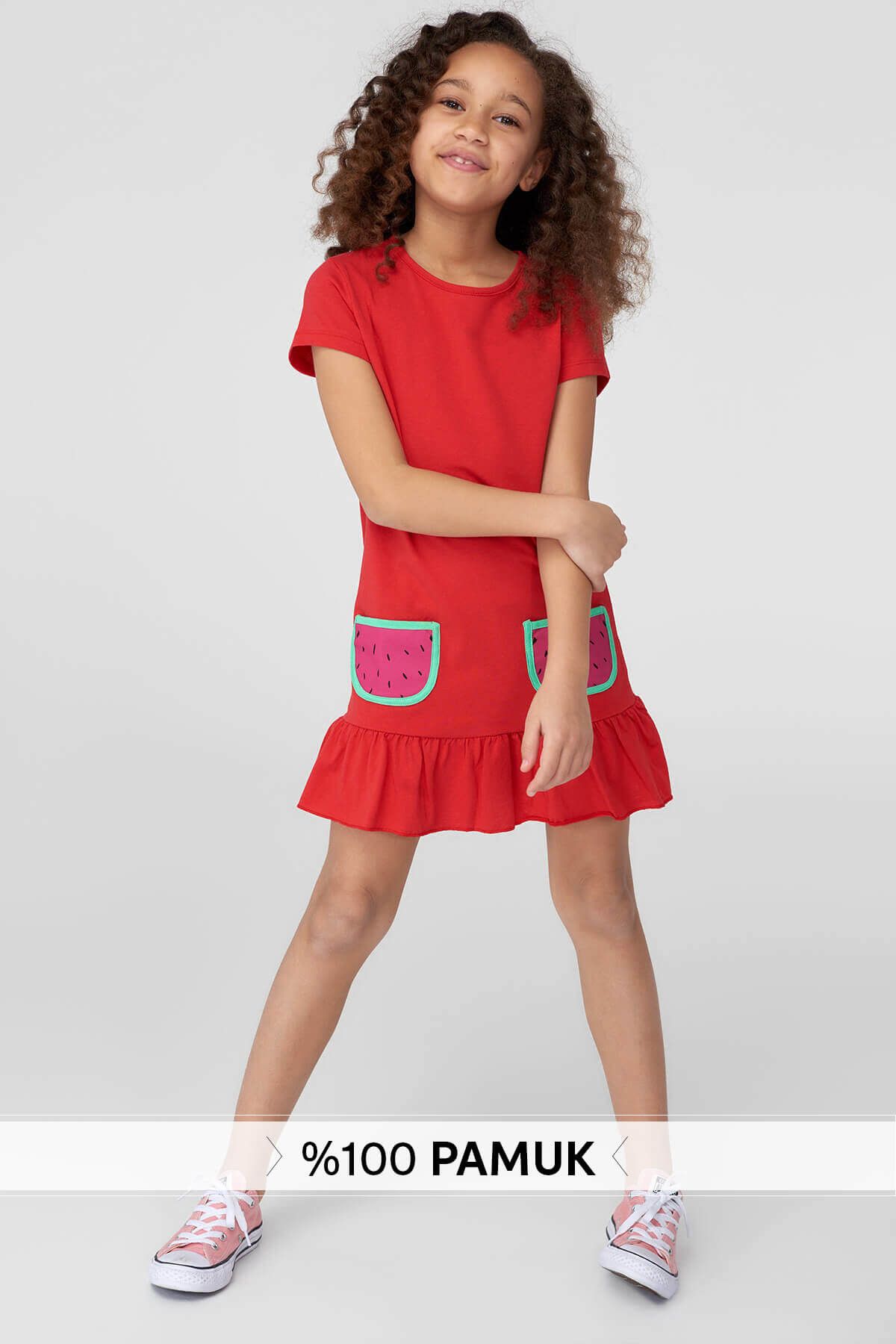 TRENDYOLKIDS Kırmızı Karpuz Cepli Etek Ucu Fırfırlı Kız Çocuk Elbise TKDSS18TF0089