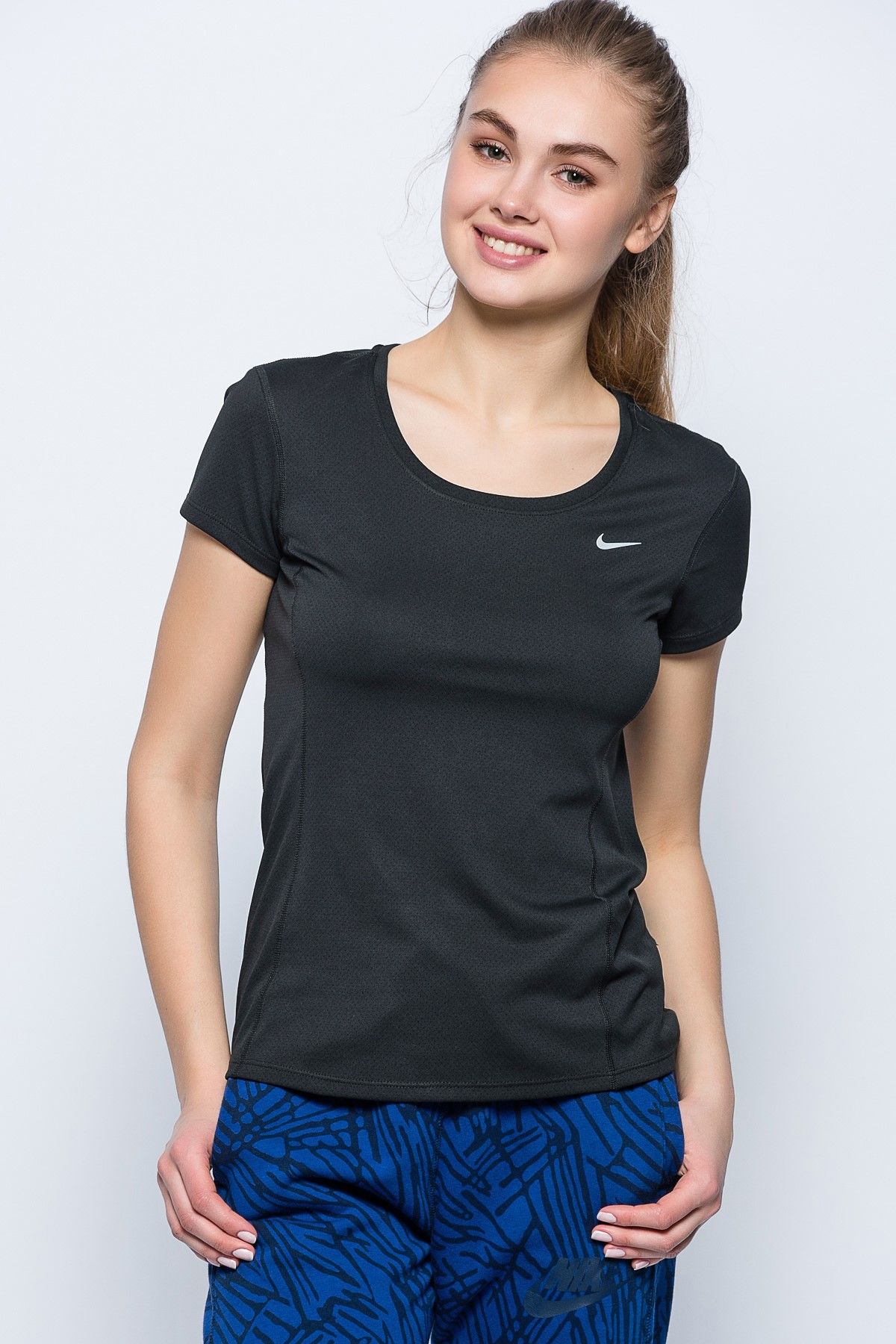 Nike Kadın T-shirt - Dri-Fit Contour Short Sleeve - 644694-010