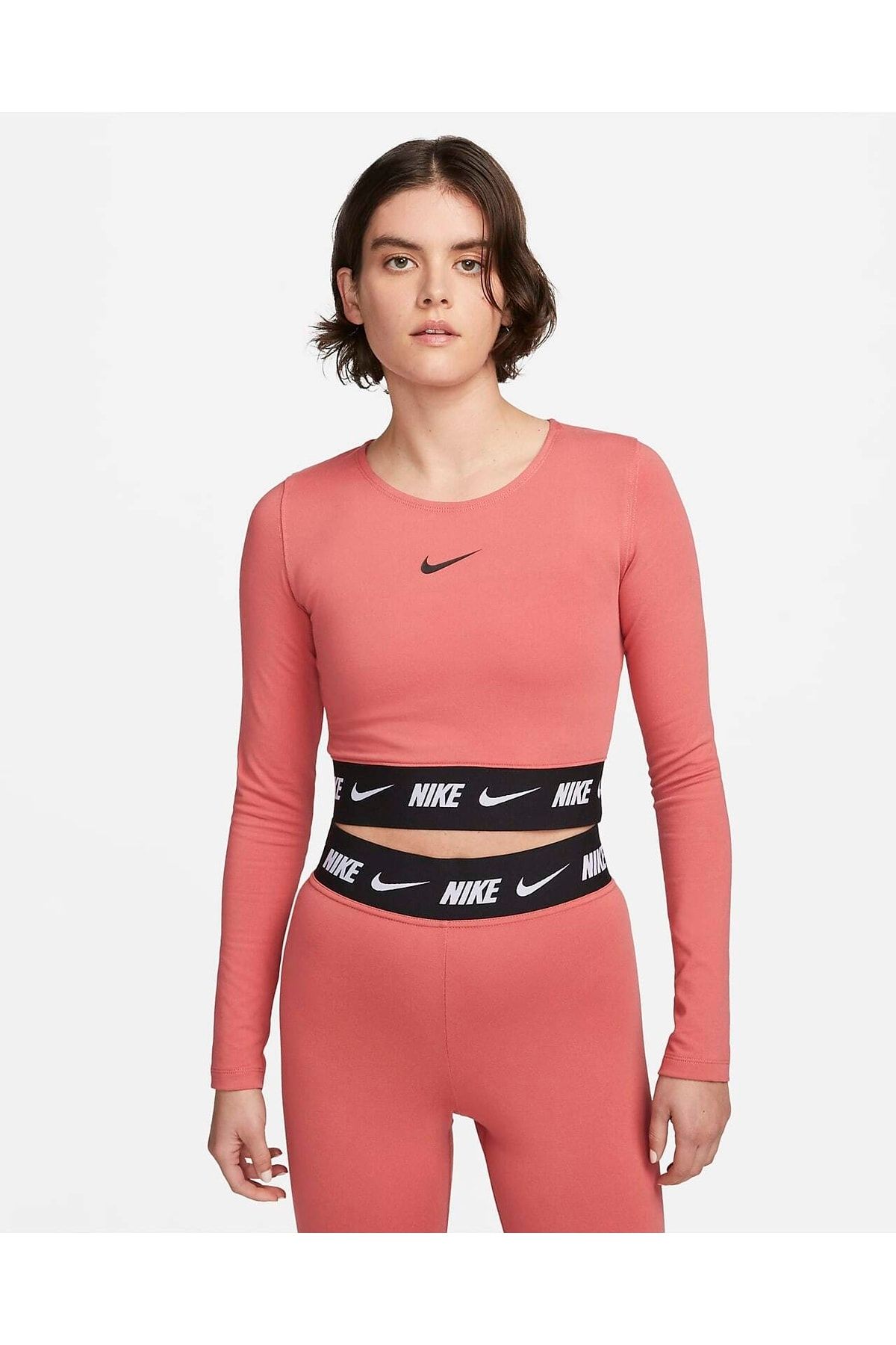 Nike Sportswearuzun Kollu Kısa Kadın Üstü