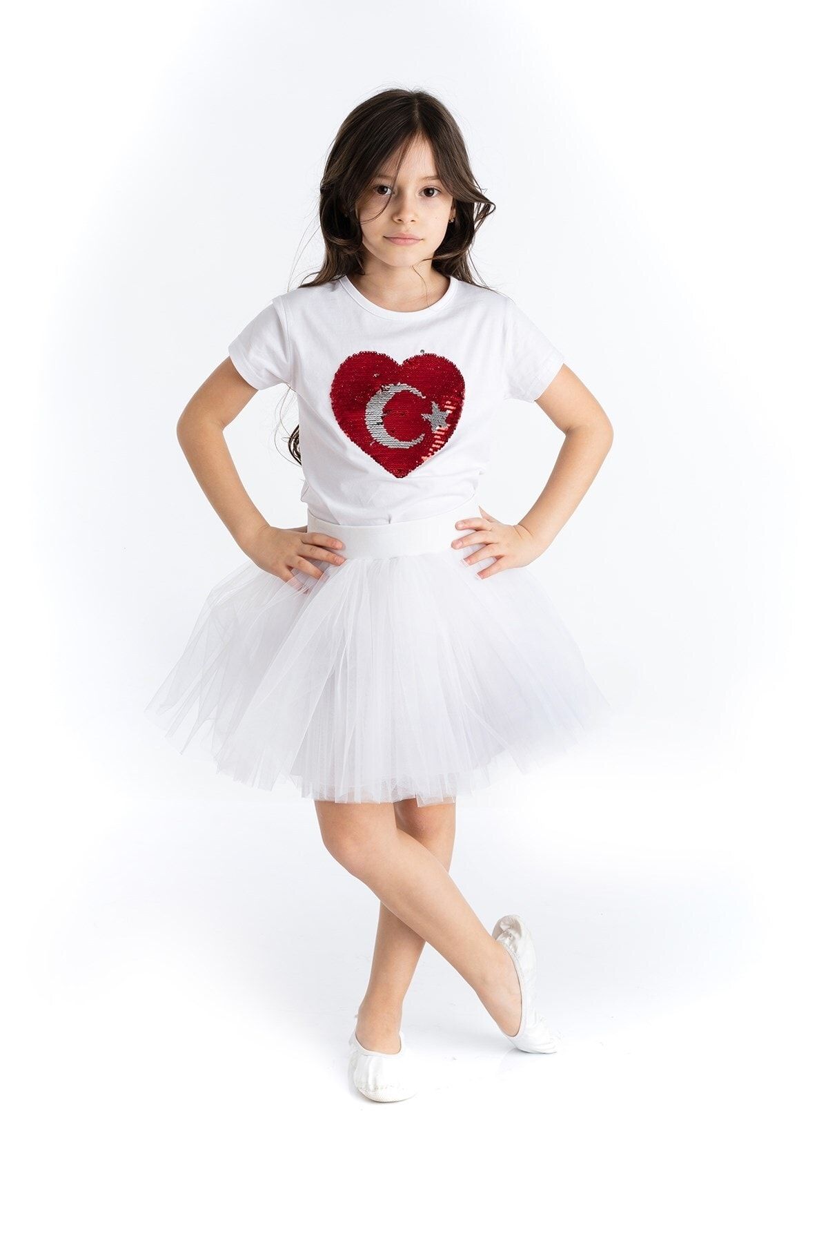 Tameris Kostüm Kız Çocuk Kalpli Bayraklı Beyaz Tişört Etek - 23 Nisan Kıyafetleri