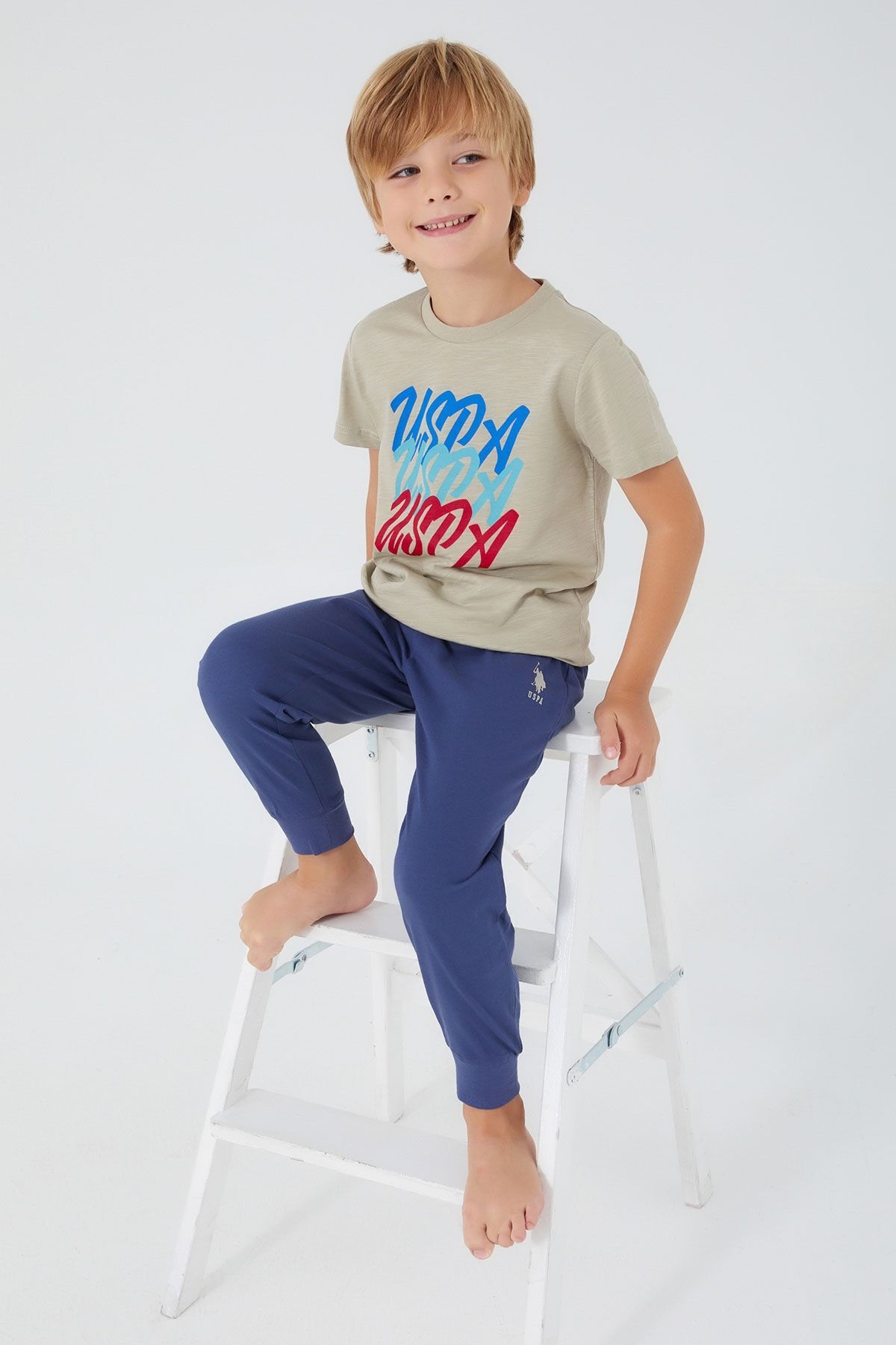 U.S. Polo Assn. Writing Açık Haki Erkek Çocuk Kısa Kol Pijama Takım