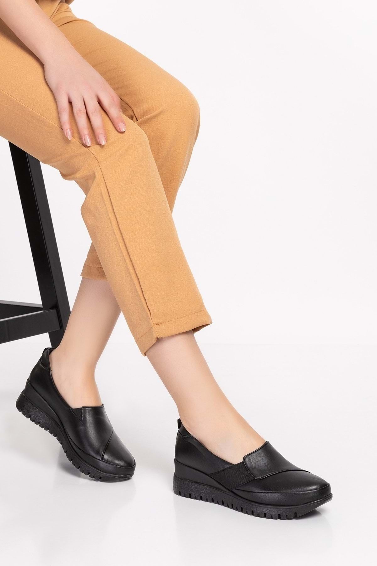 Gondol Kadın Hakiki Deri Anatomik Taban Dolgu Topuklu Günlük Ayakkabı Pyt.6205 - Siyah - 38